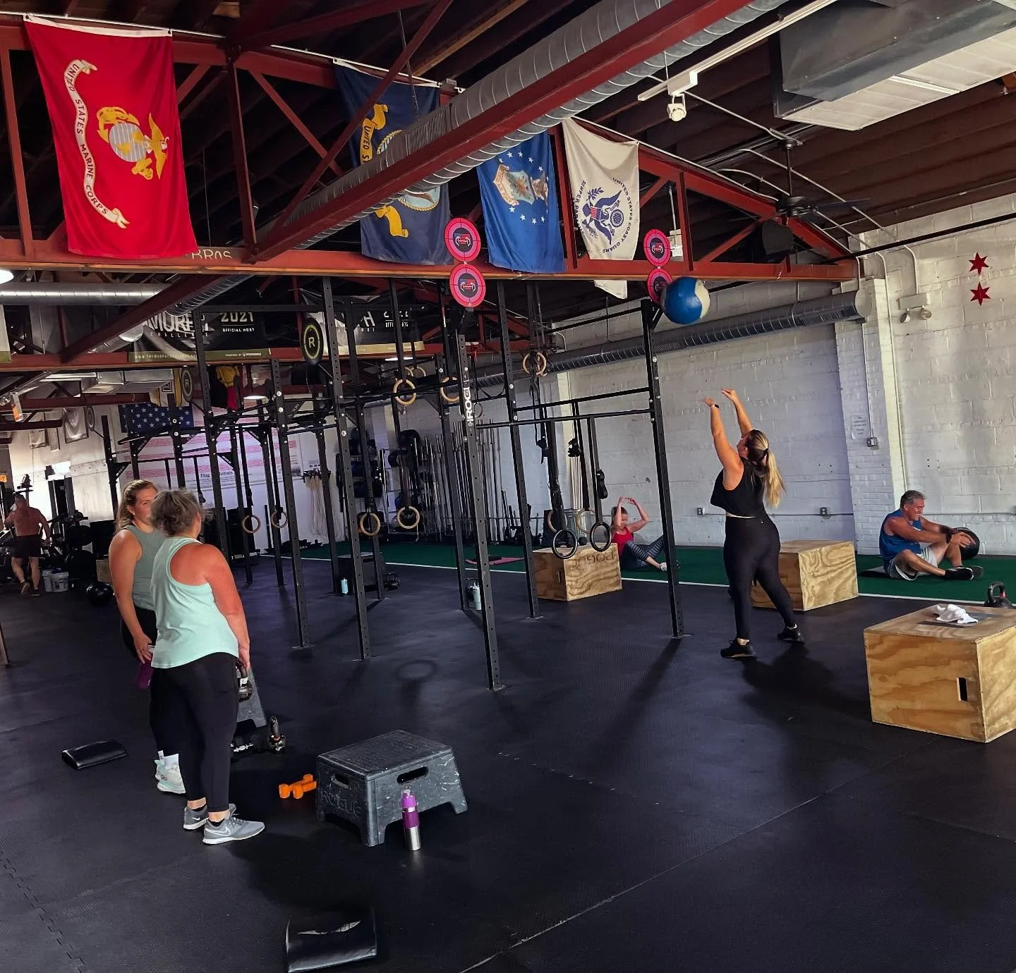 💥 Midweek MOVE: Bootcamp Grind Mode ON 🔁
No excuses. Just non-stop motion. 🏃&zwj;♀️💪

Wednesday&rsquo;s Bootcamp came in HOT &mdash; strength, sweat, and serious hustle.

We don&rsquo;t just show up &mdash; we LEVEL UP. 🔥
Burpees? Check.
Wall ba