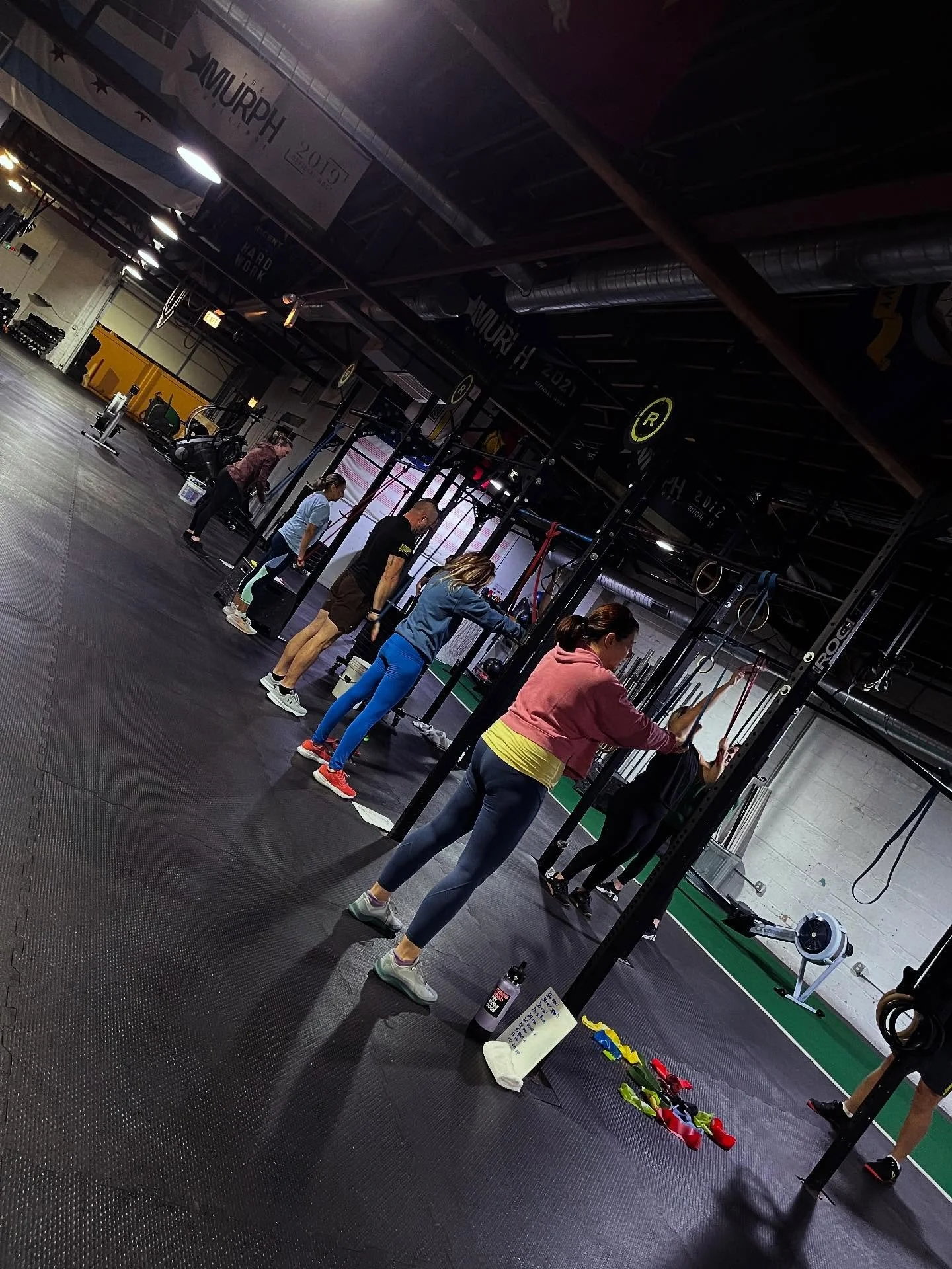 The warm-up IS part of the workout 💪🏻💪🏻

It&rsquo;s where you set the tone, prime your body, and get your mind locked in. Don&rsquo;t skip the part that makes everything else better 🔥🔥

#firstlinefitnessmtg #mountgreenwood #beverlychicago #warm