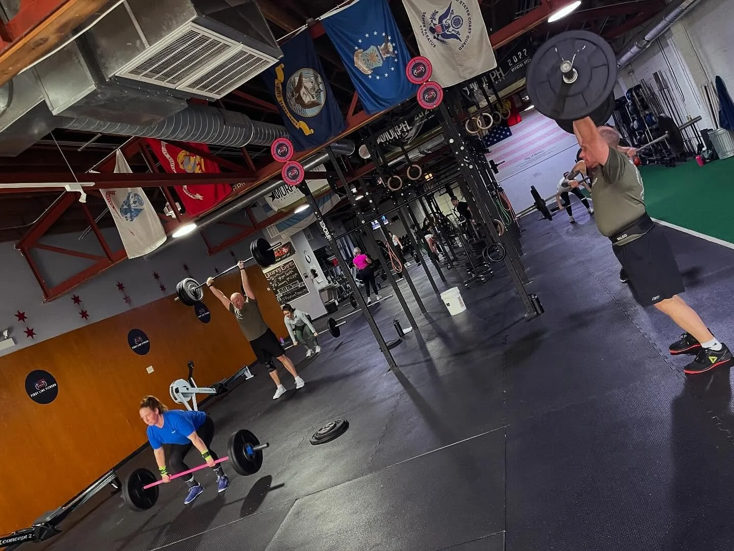 Monday mindset 🔥

New week. New chances to show up for yourself.

It doesn&rsquo;t have to be perfect.
It doesn&rsquo;t have to be pretty.
It just has to be done.

Walk through the doors, put in the work, and trust that every rep, every drop of swea