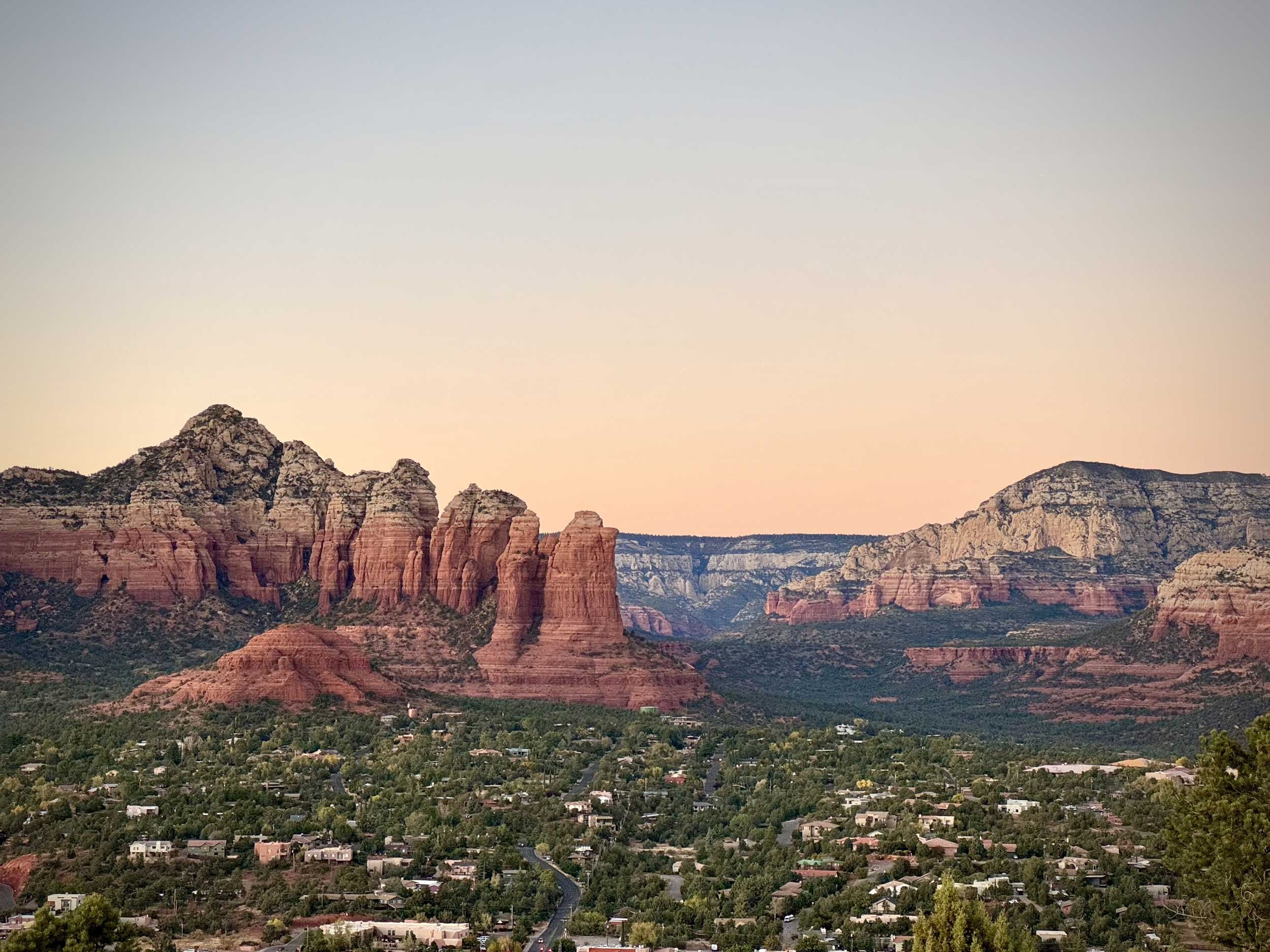15 Pro - Sunset over Sedona, AZ