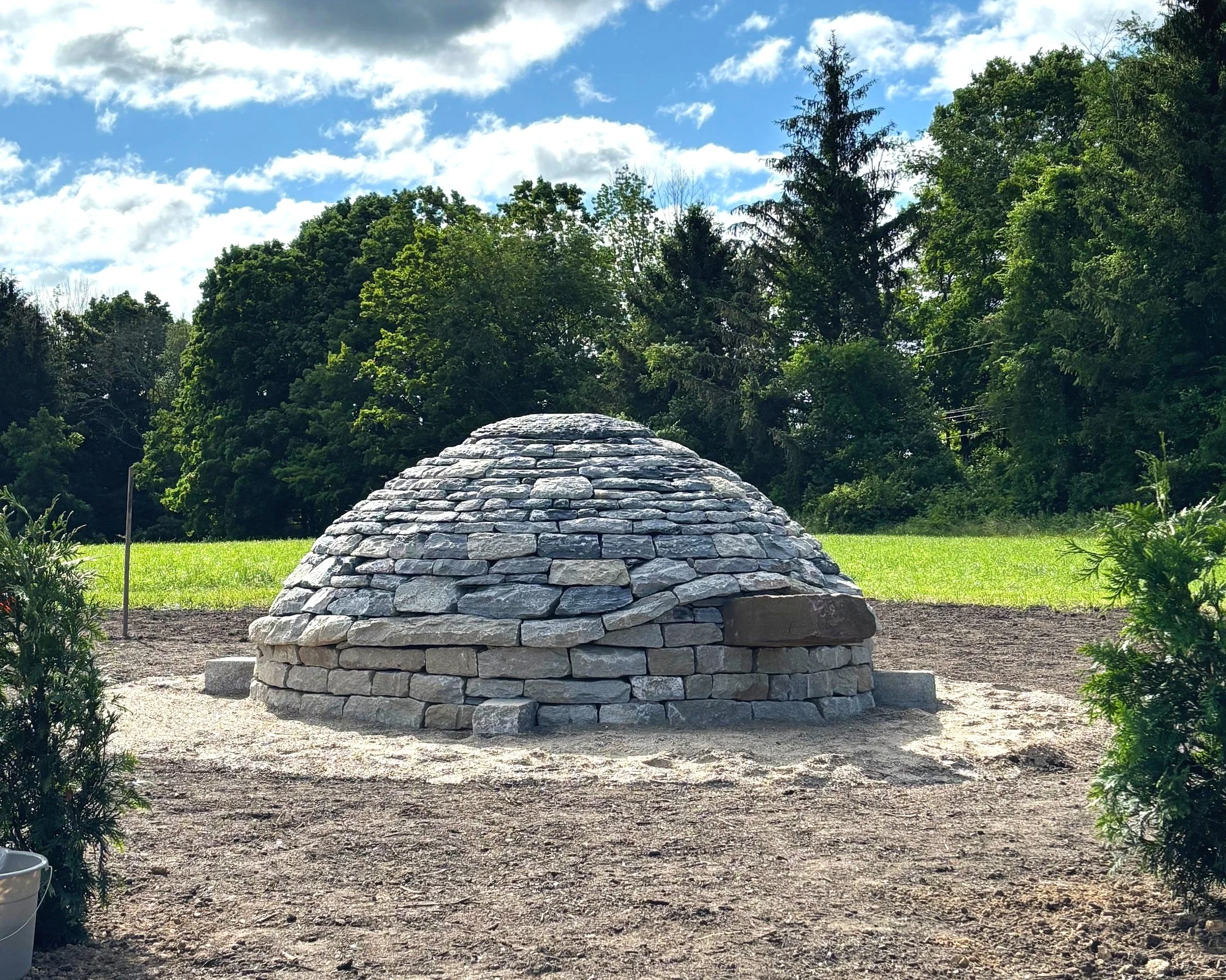 Drystone neolithic turtle sculpture. Salem, CT