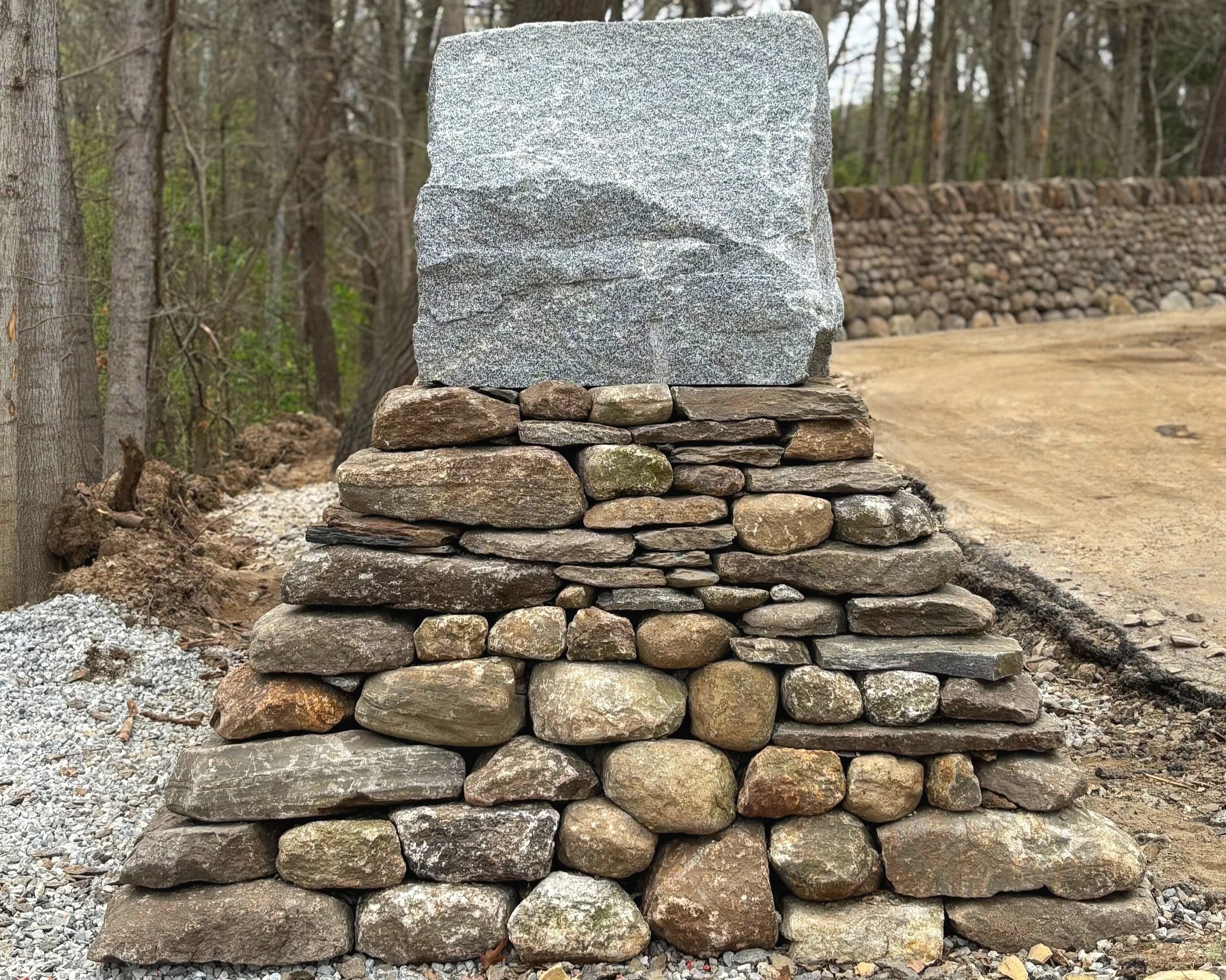 Dry fieldstone entrance walls with Stone Bear Masonry. Huntington, IN