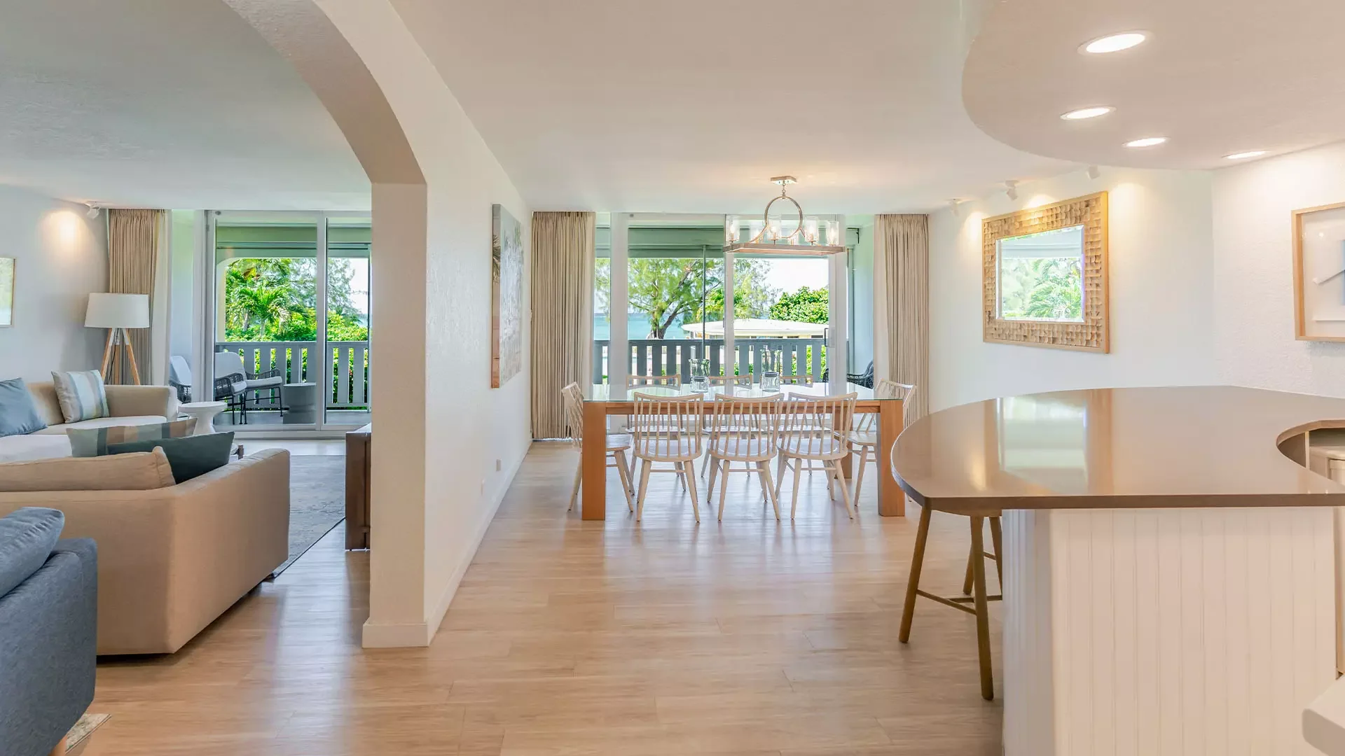 TOP-HH-Unit-41-42-05-Dining-Area.webp