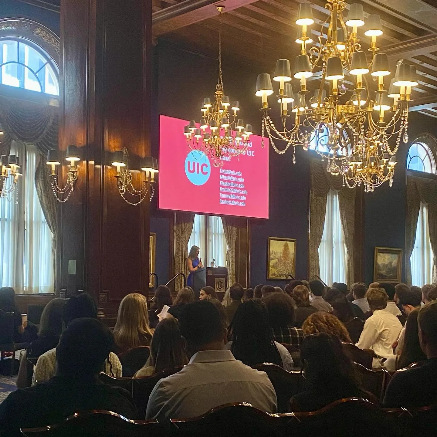 UIC Law orientation at the Union Club. I&rsquo;ve been here to accompany lawyers so many times. This time I&rsquo;m here for me 📚⚖️☺️ #uiclaw #unionclubchicago