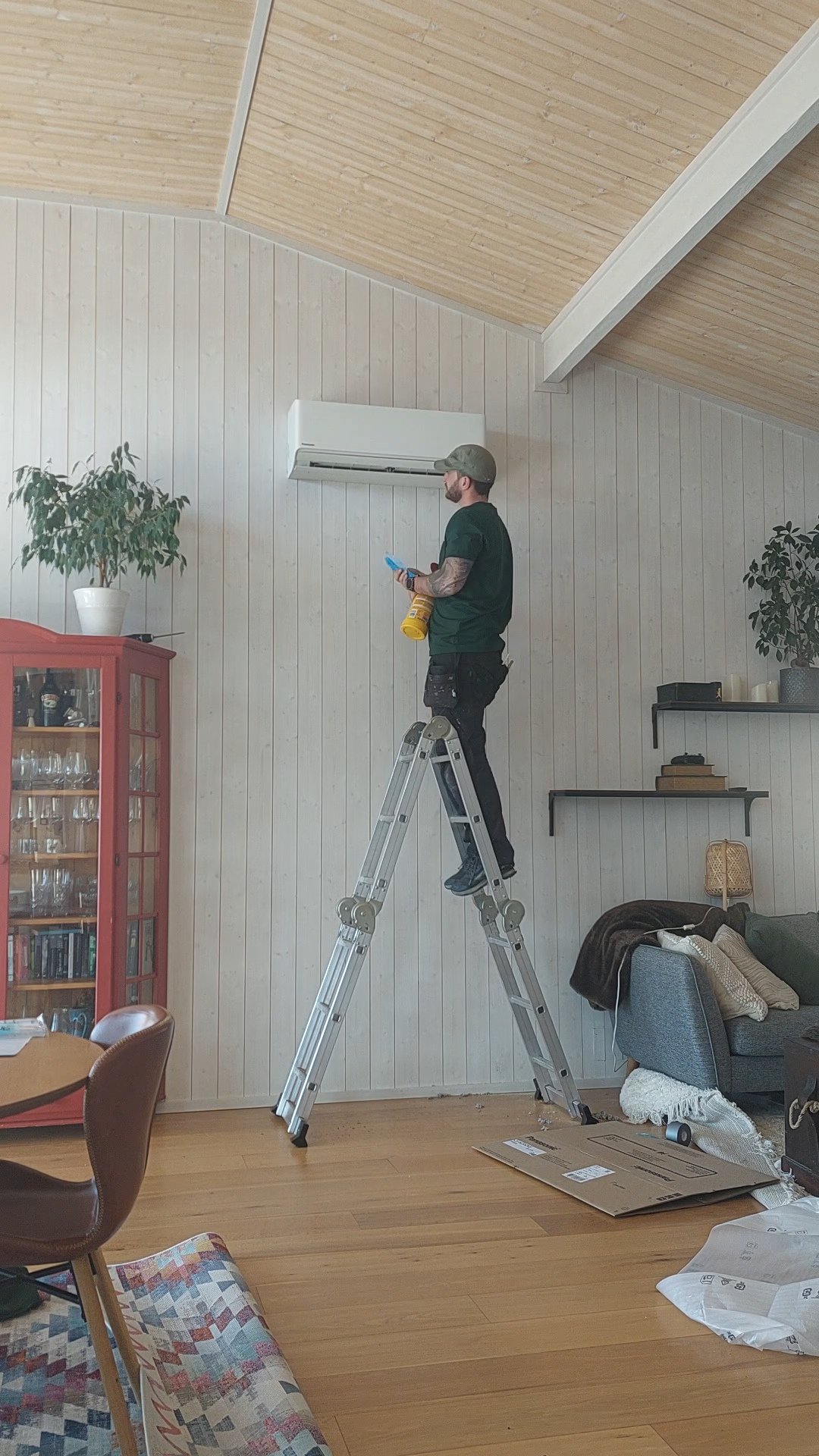 VideoCapture_20260429-193841.jpg