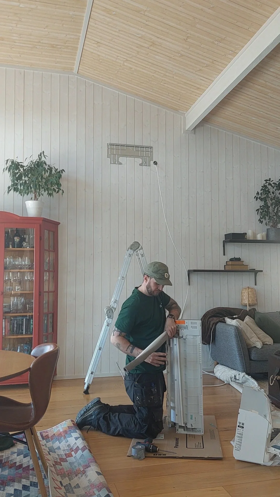 VideoCapture_20260429-193825.jpg