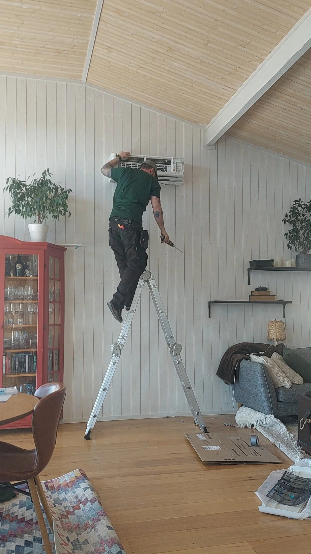 VideoCapture_20260429-193835.jpg