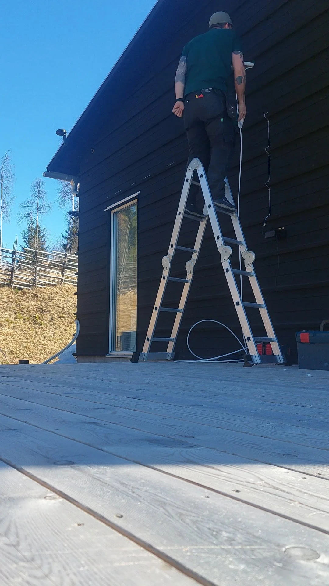 VideoCapture_20260429-193958.jpg