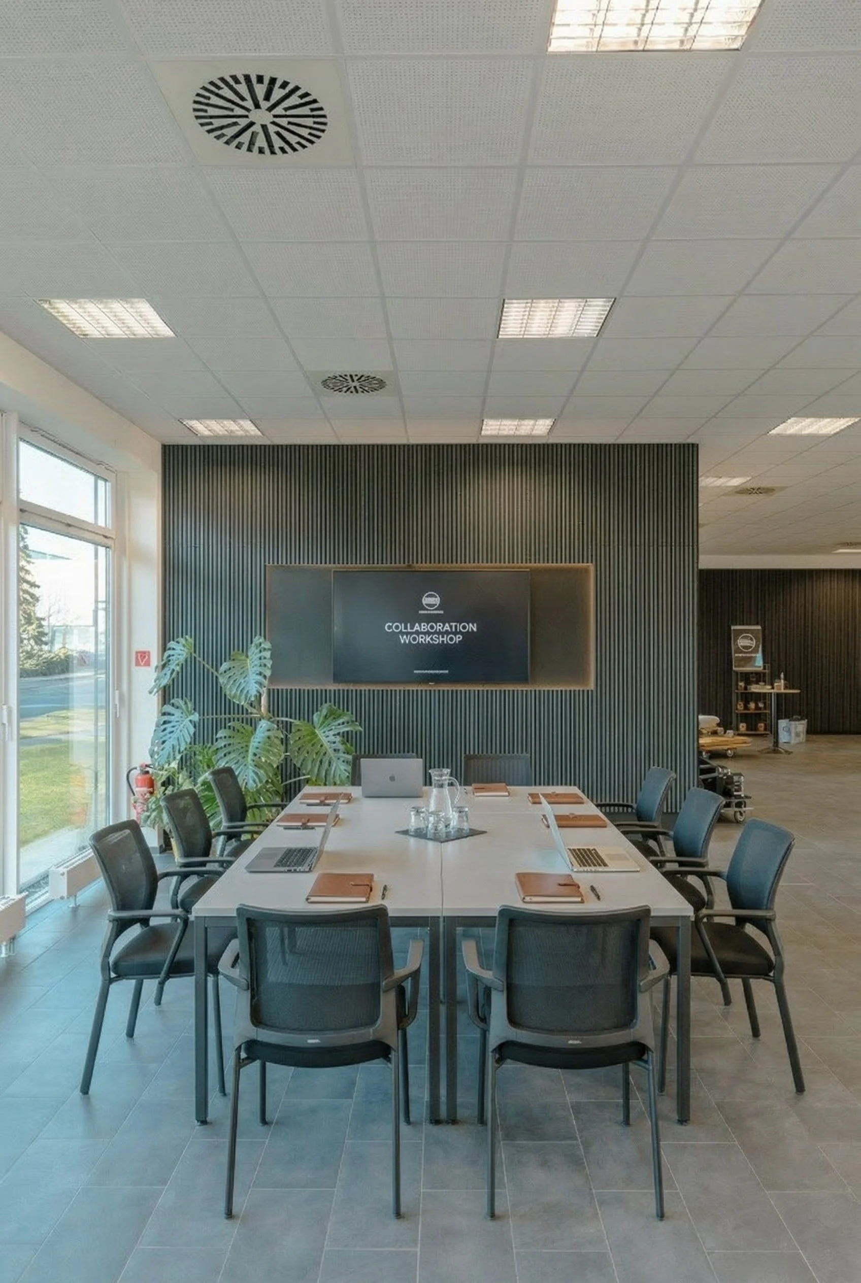 6-foto2_variante4_block_konferenz.jpg