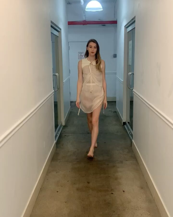 Fun in the studio with @marsdenwatson 😻😻😻

#fashion #trend #clothing #runway #sustainable
