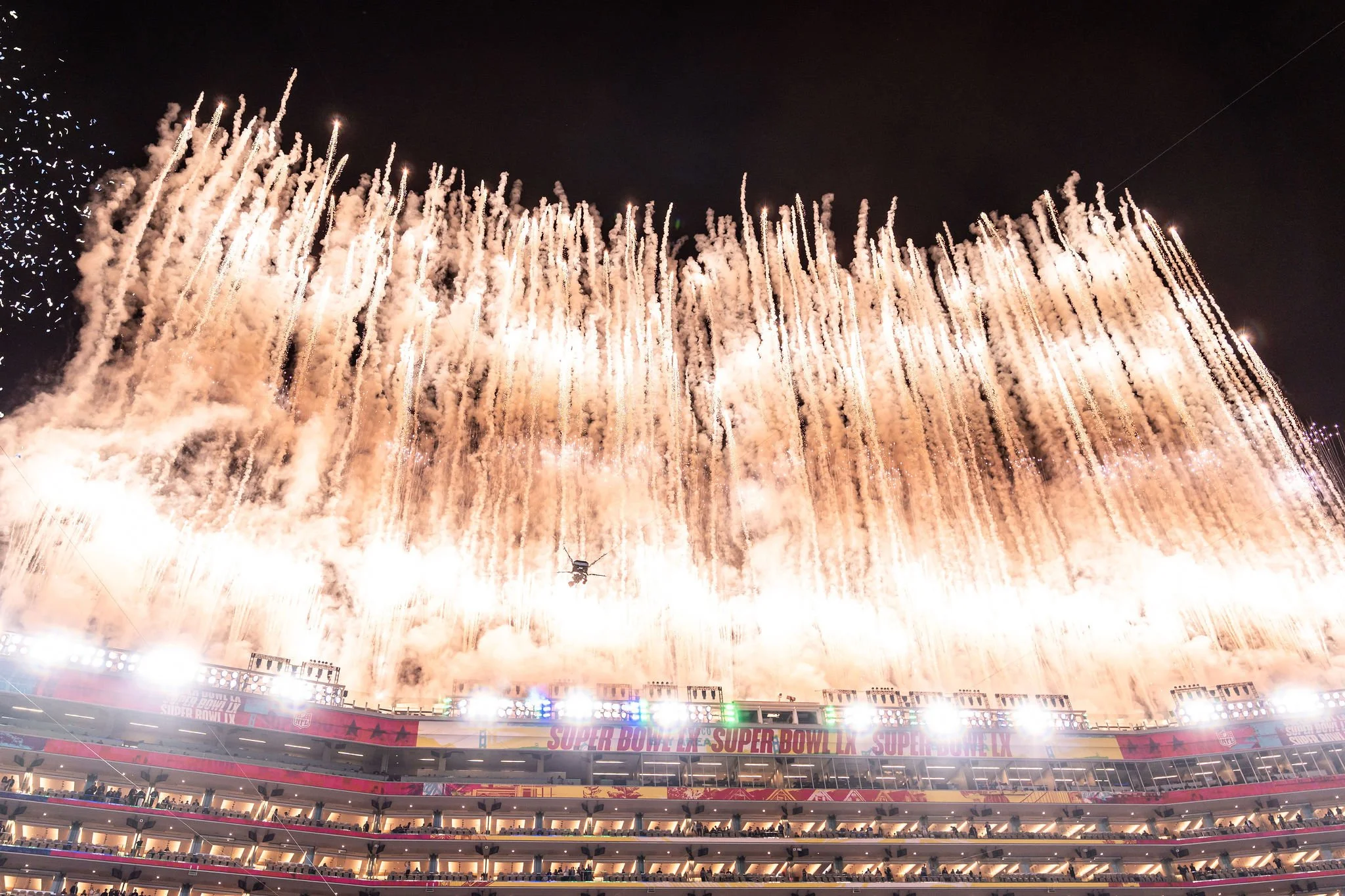SUPER BOWL POST GAME STAGE MANAGEMENT
