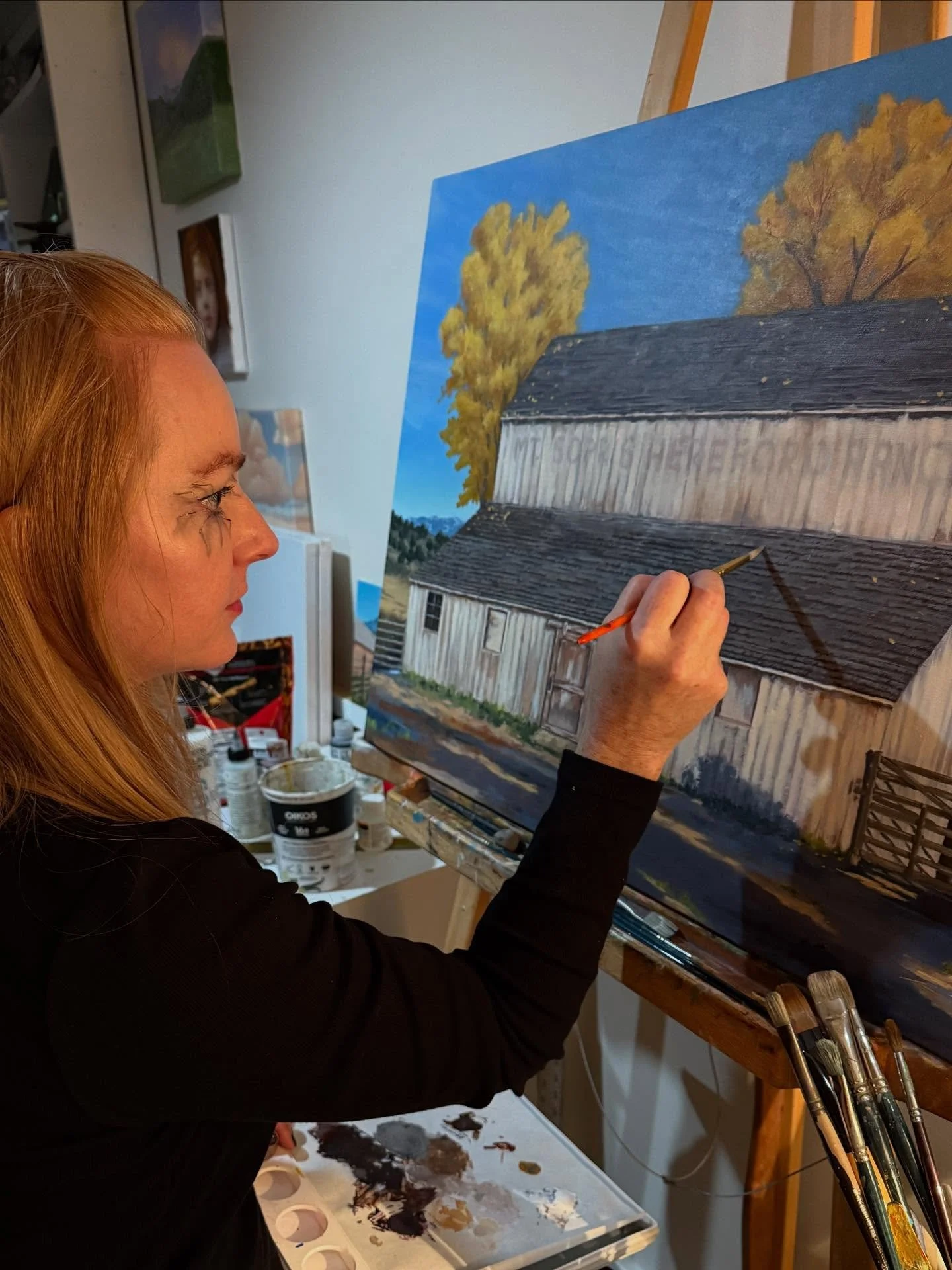 It&rsquo;s a spooky Halloween 🕷️ #spooky #painting #spider #art #paintingatnight