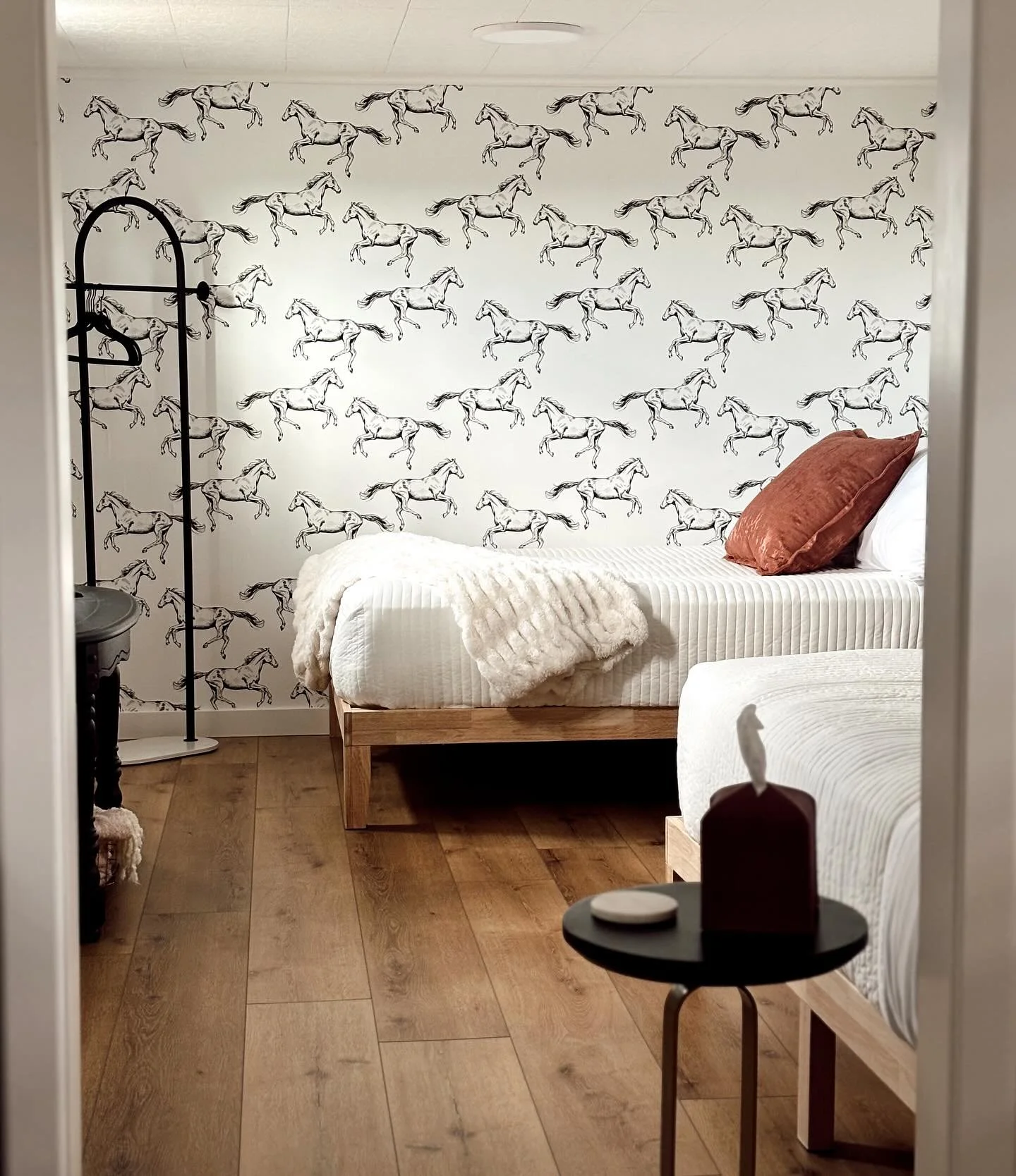 FAQ:  How many rooms does Motel Miles have?

Motel Miles has 12 rooms in total, with 9 currently available for booking. Each one carries its own unique charm, but all share the same cozy vibes and western character that make our little roadside stop 