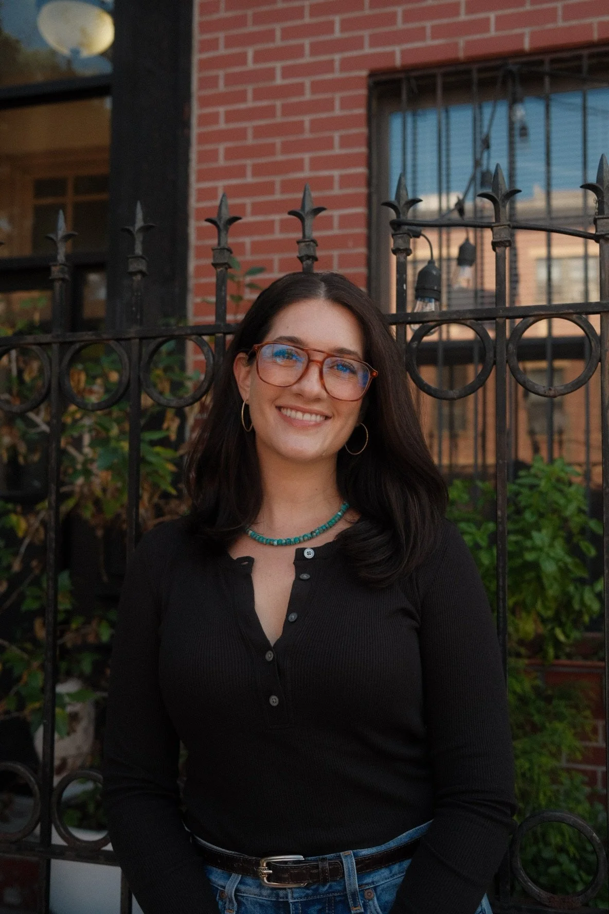 Isabelle King offers convenient virtual therapy sessions in New York to help you reconnect with your authentic self.