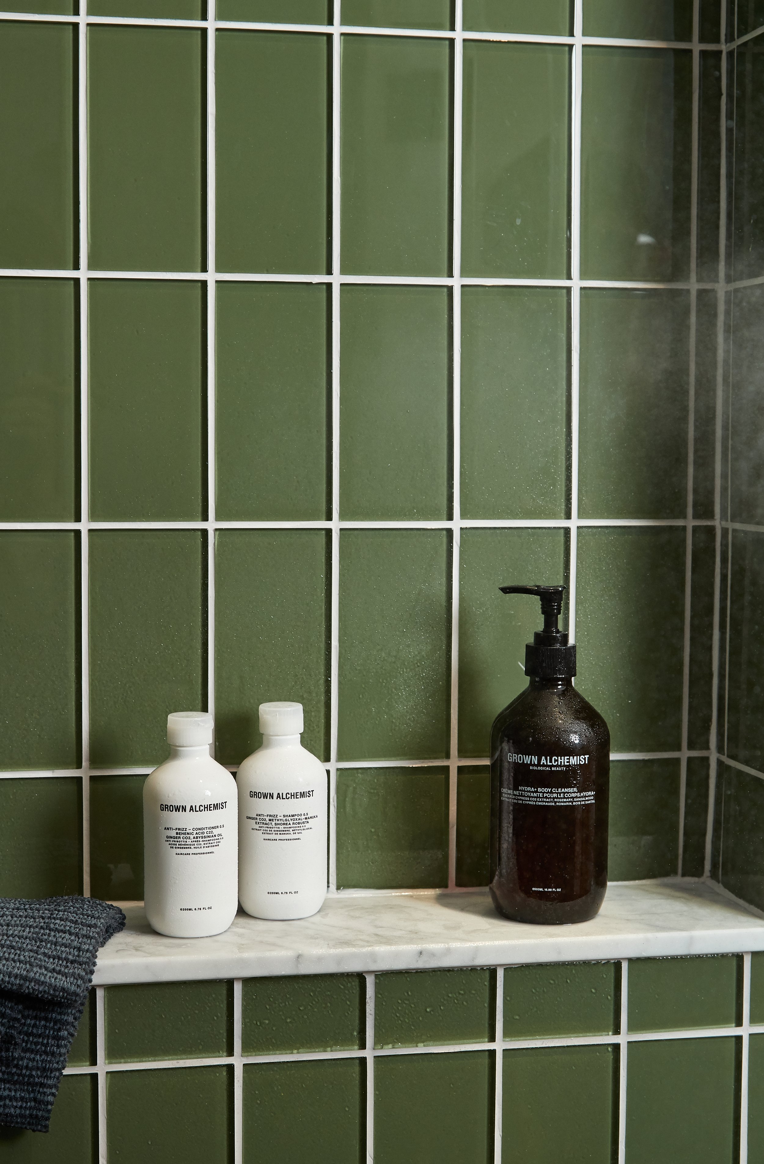 Kyle-Bathroom0209.jpg