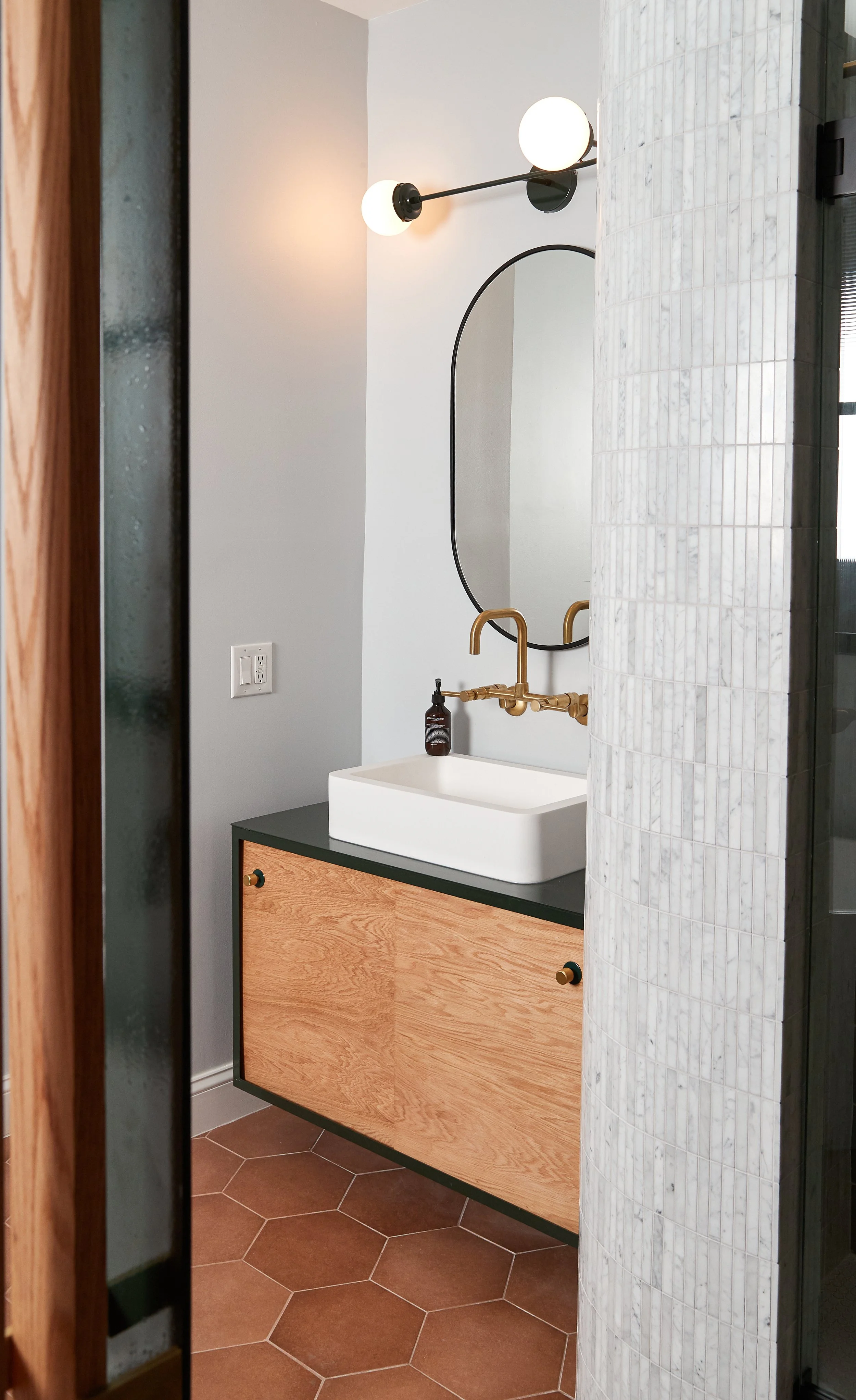 Kyle-Bathroom0034.jpg