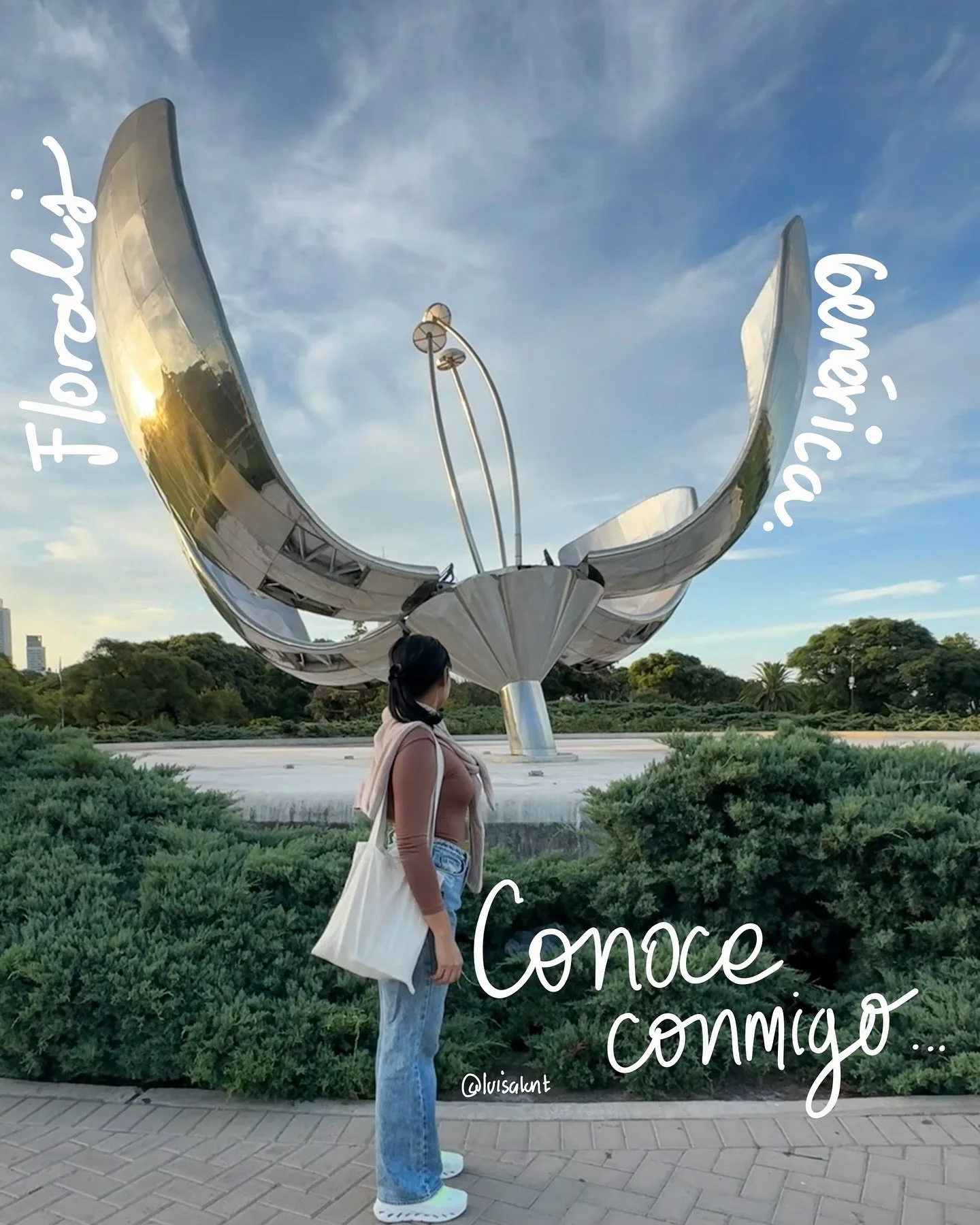 🇦🇷🤍1 mes viviendo en CABA y momento ideal para empezar a contarles el d&iacute;a a d&iacute;a y lo que he conocido en esta ciudad con musiquita colombiana de fondo. 

El segundo d&iacute;a de estar en Buenos Aires, caminamos hasta Recoleta, m&aacu