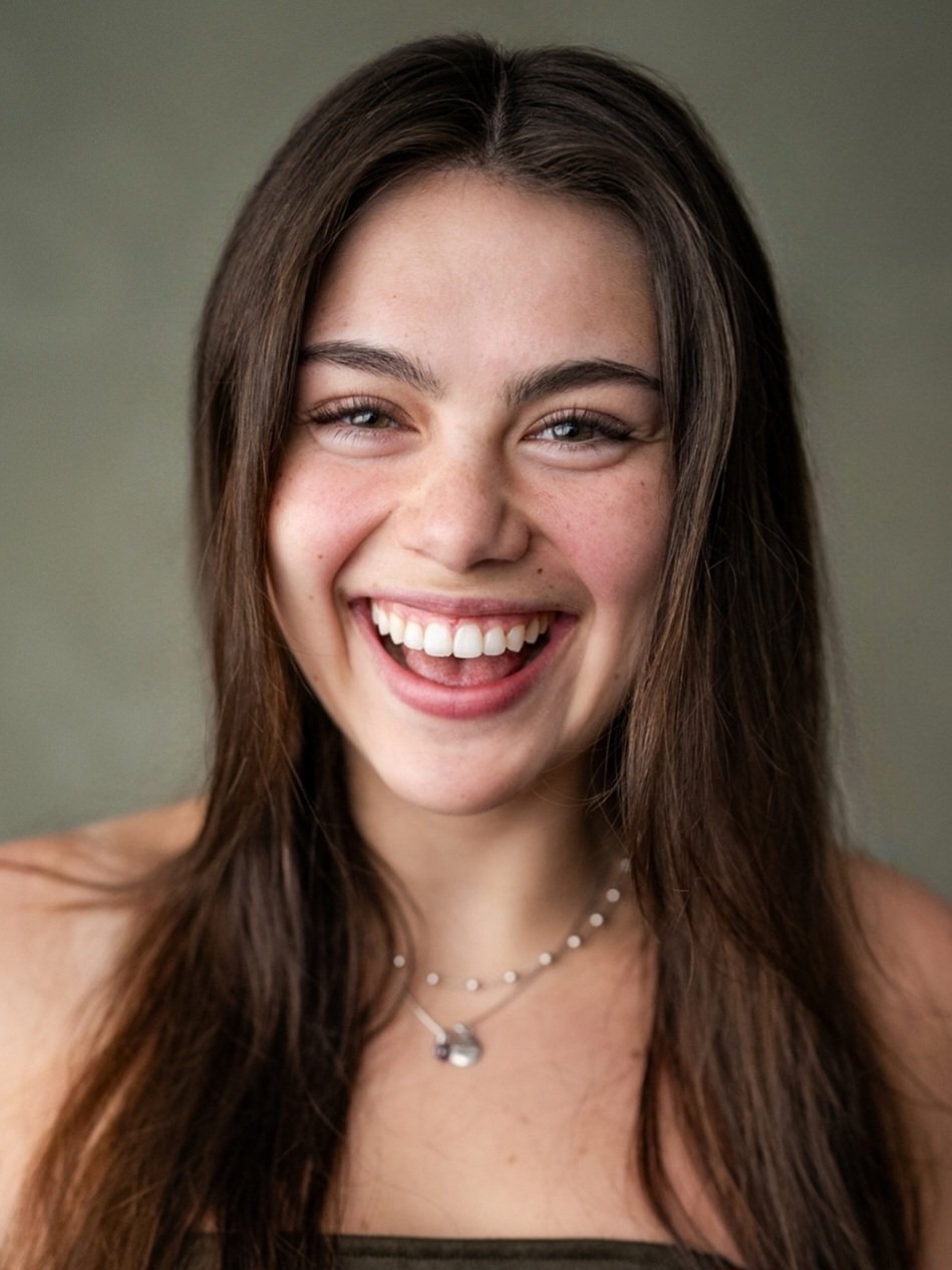 Headshot Yellowbelly Me 4.jpg