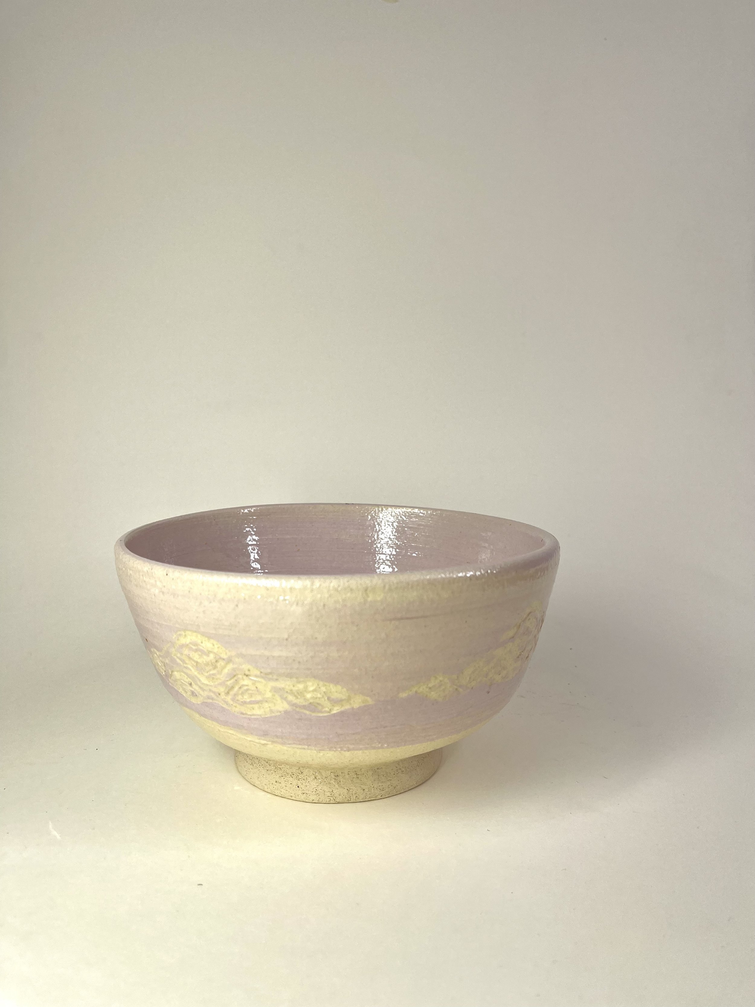 Cloudy lilac bowl