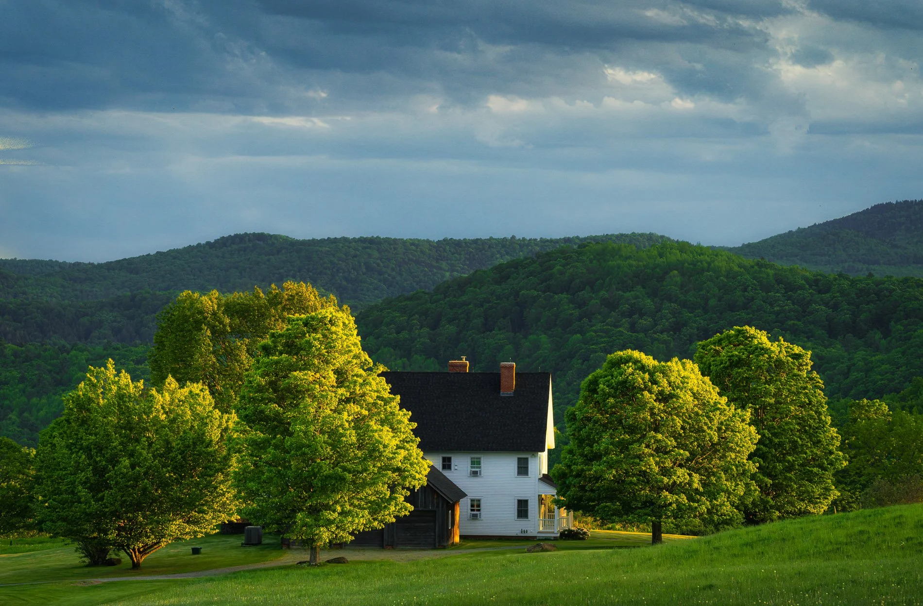 Vermont Mountain Top Barn spring bloom