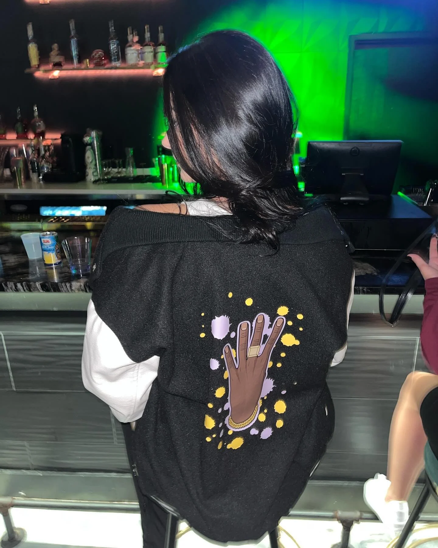 Samples done we gonna be live soon with updated graphics to kill . Yeyeee