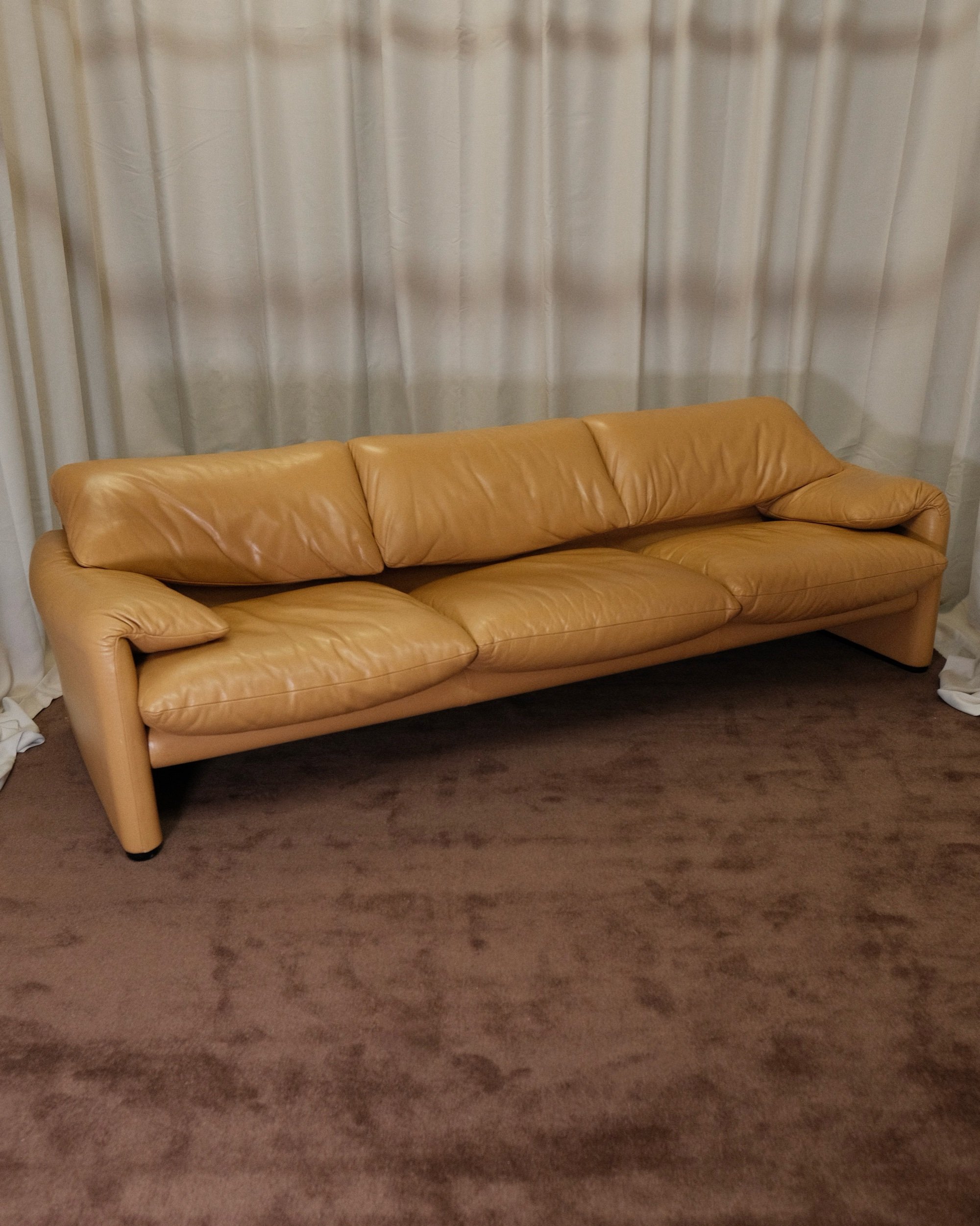 ‘Maralunga’ Sofa by Vico Magistretti for Cassina