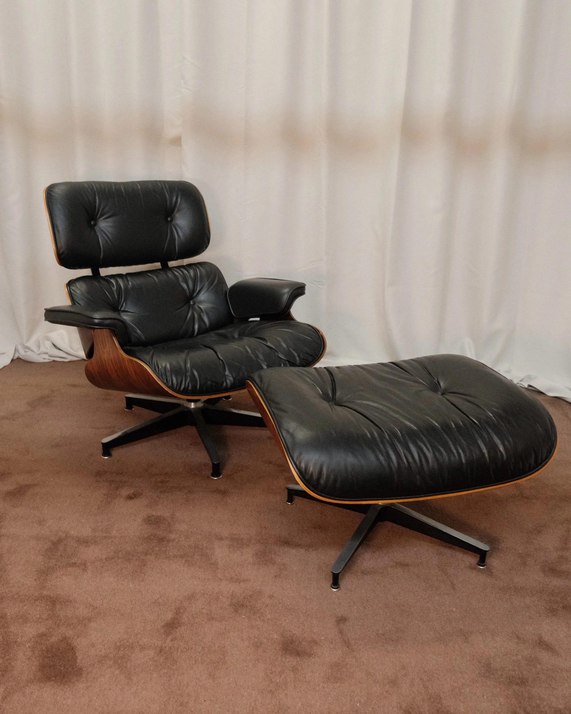 '670/671' Eames Lounge Chair & Ottoman by Charles and Ray Eames for Herman Miller