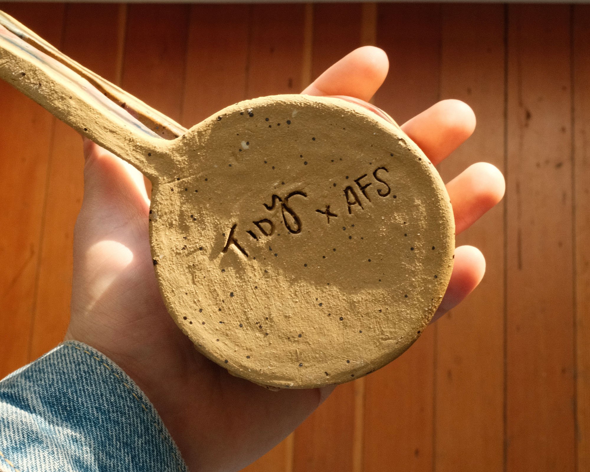 tidy-mugs_afs16.jpg