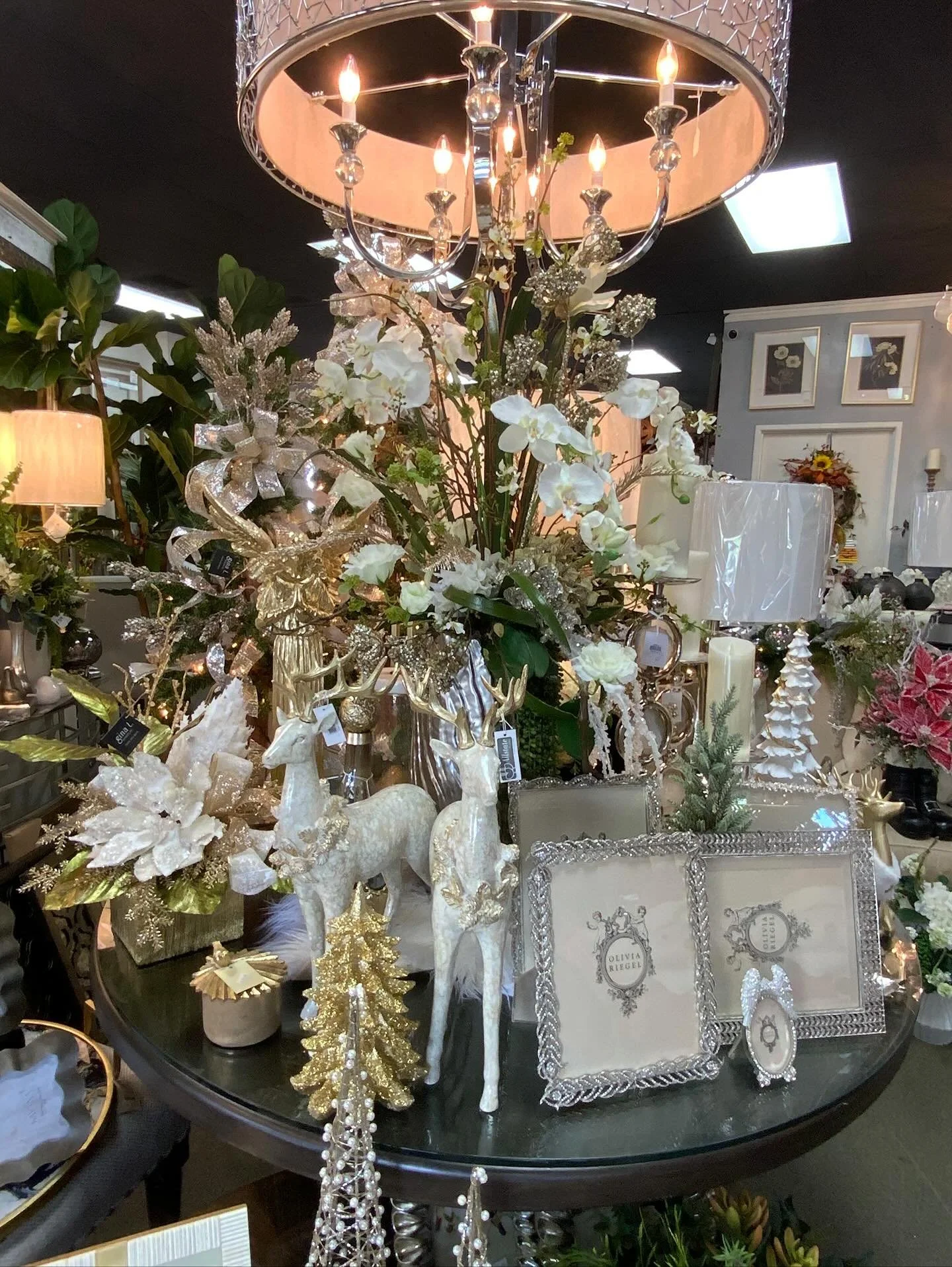 Visit this gem 💎 in Downtown La Verne. We&rsquo;re so ready for Halloween, Fall and Christmas!!!🍁🎃🎄

#falldecor 
#halloweenitems 
#christmasdecors 
#everydayitems
