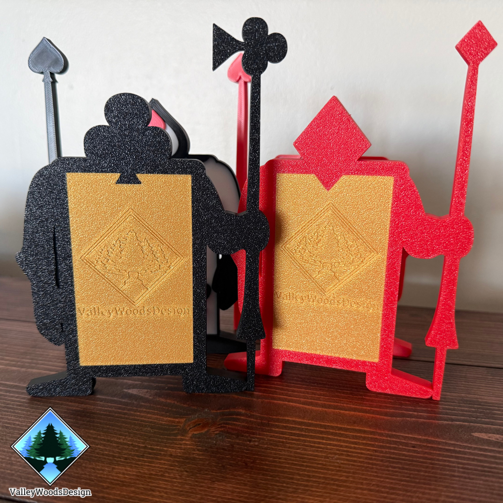 alice in wonderland card soldiers