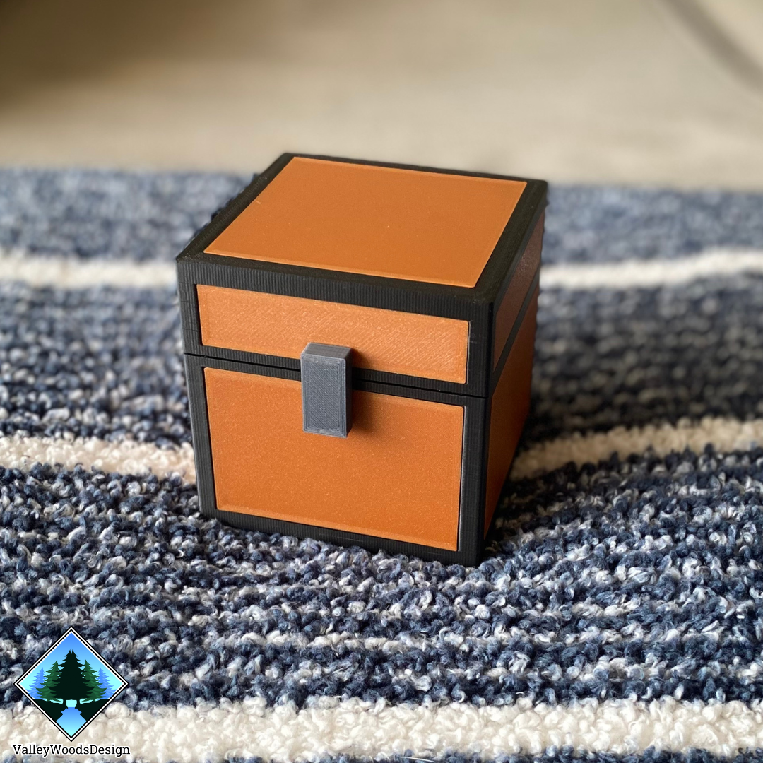 Mini 3D printed treasure chest closed
