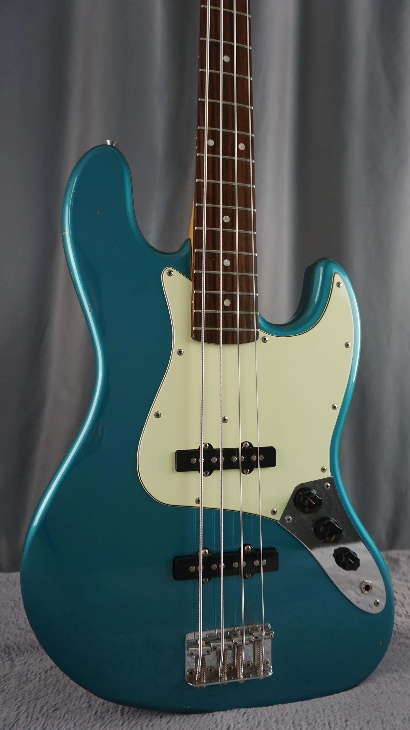 Fresher Personal Bass - Sunburst Jazz Bass Type — Ron's Gear Garage