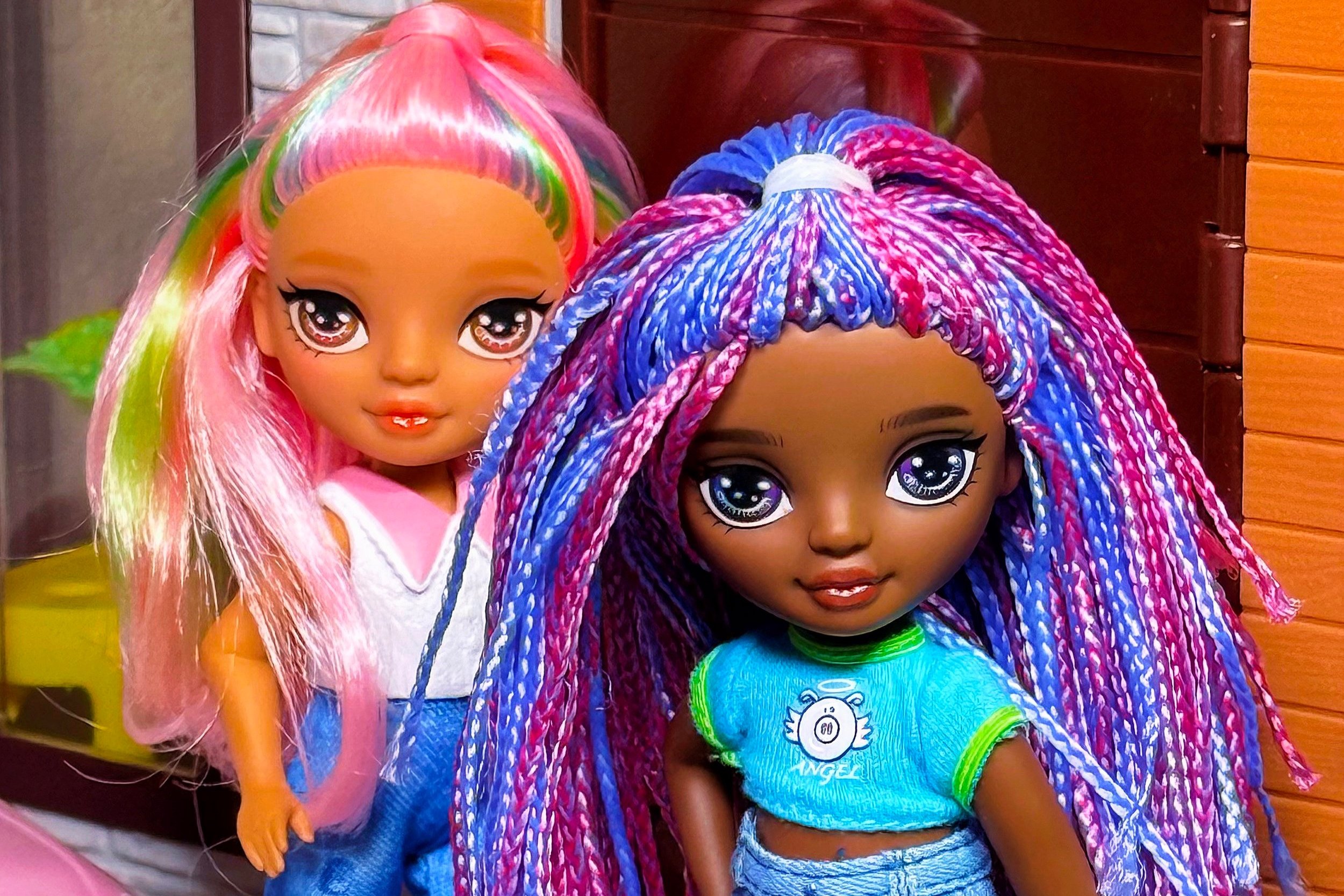 Afternoon Hangout w/ Kandy, Indigo, and Sapphire
