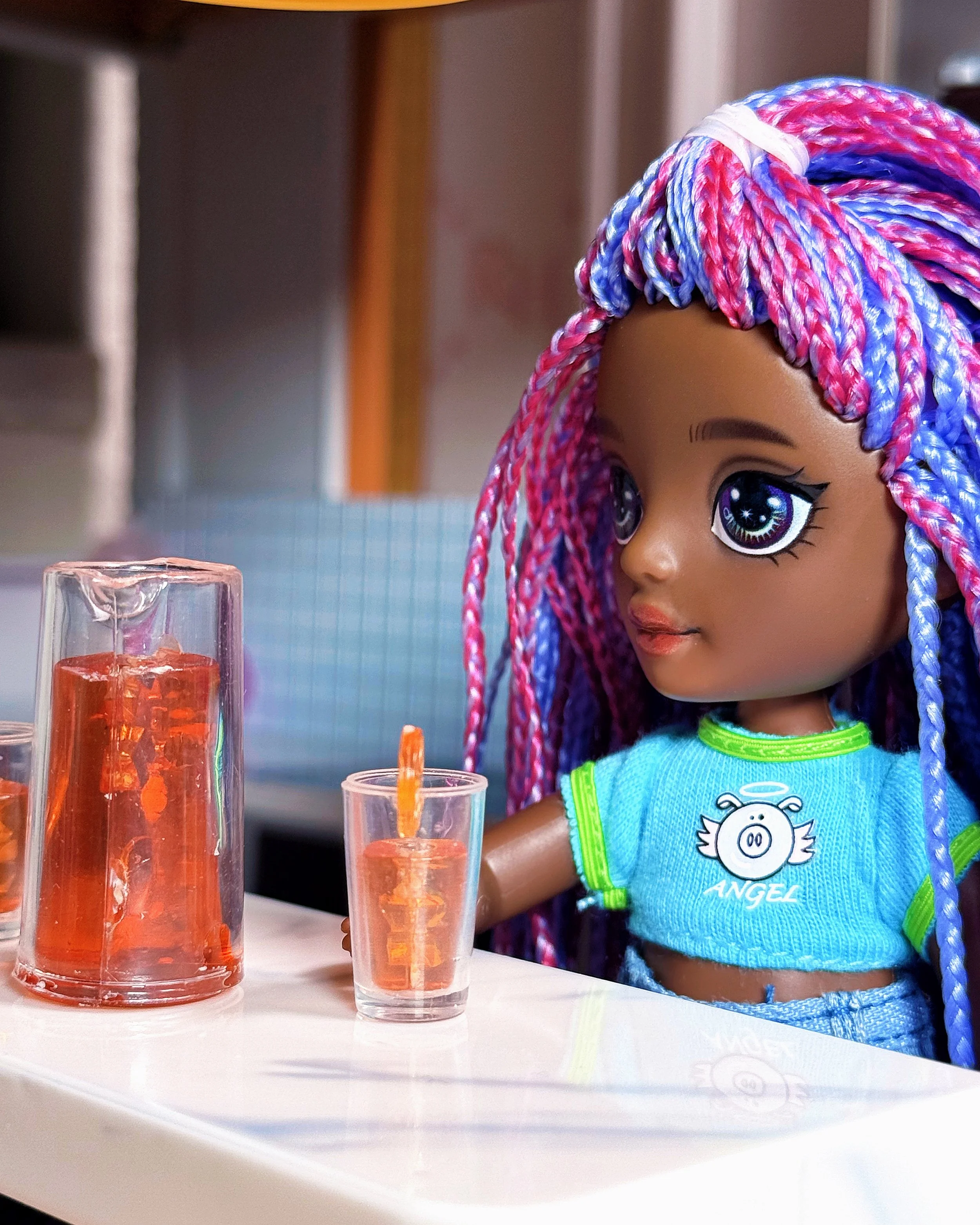 Shoot_Littles_KandyIndigoSapphire_Hangout_002.jpeg