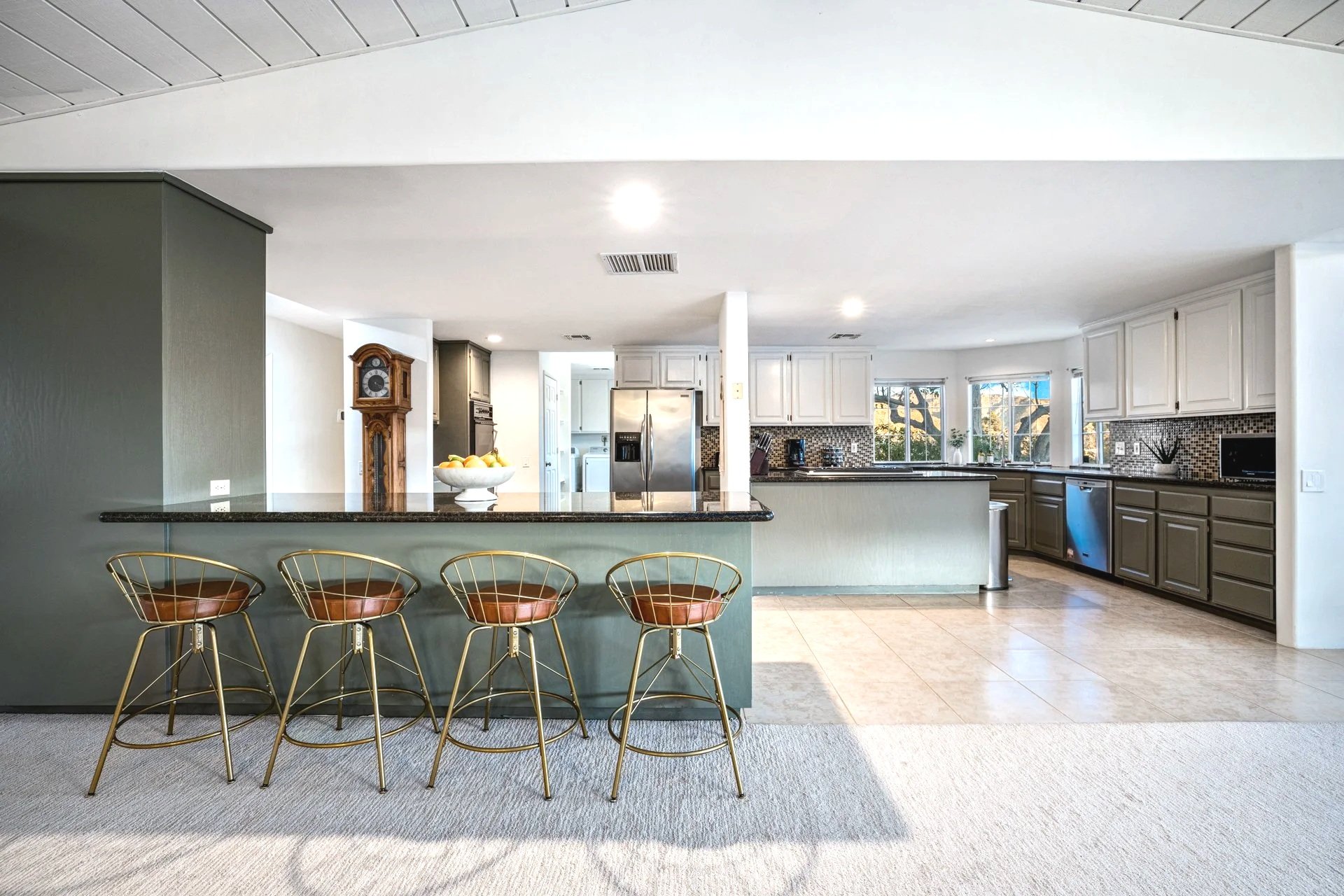 Bar counter with bar stools