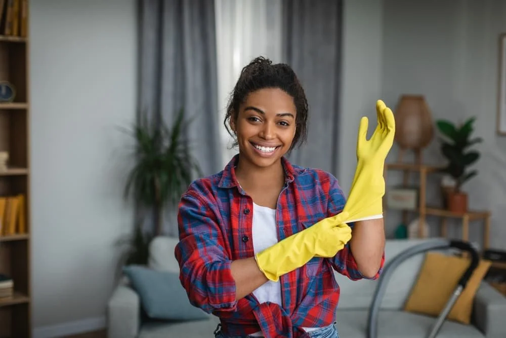 How-do-I-clean-my-living-room-in-10-minutes-1-1.jpg