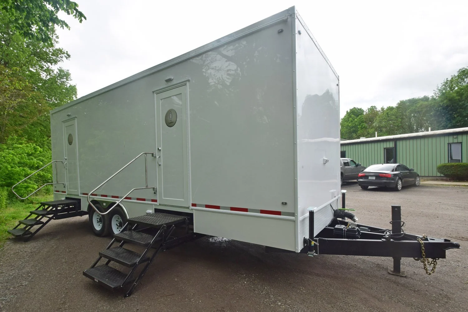 10-stall restroom trailer