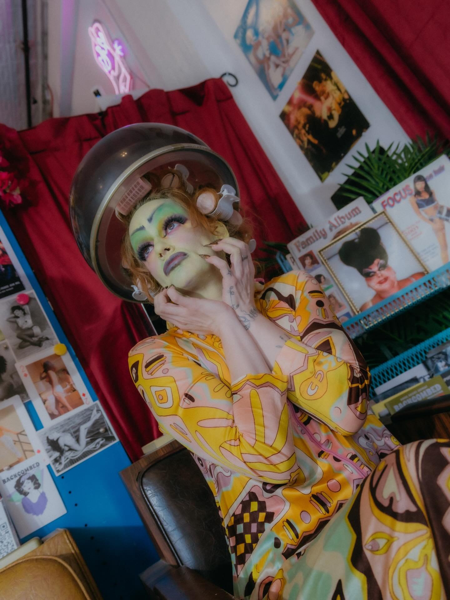 Where &ldquo;Trash&rdquo; meets &ldquo;Divine&rdquo; 

Photographer @niagphotography 
Hair and make up @whocutyourhair @addison_nyc 
Nails @friskymariska 
Model and styling Linnea