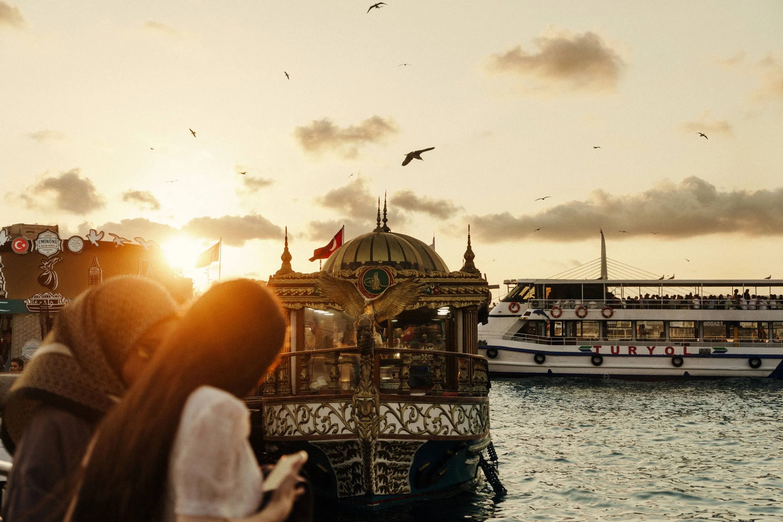 WL_WLV_25_001_BV_WL_x_Chase_Travel_Istanbul_4x6_092225_PHOTO_04 - Joao Canziani.jpg