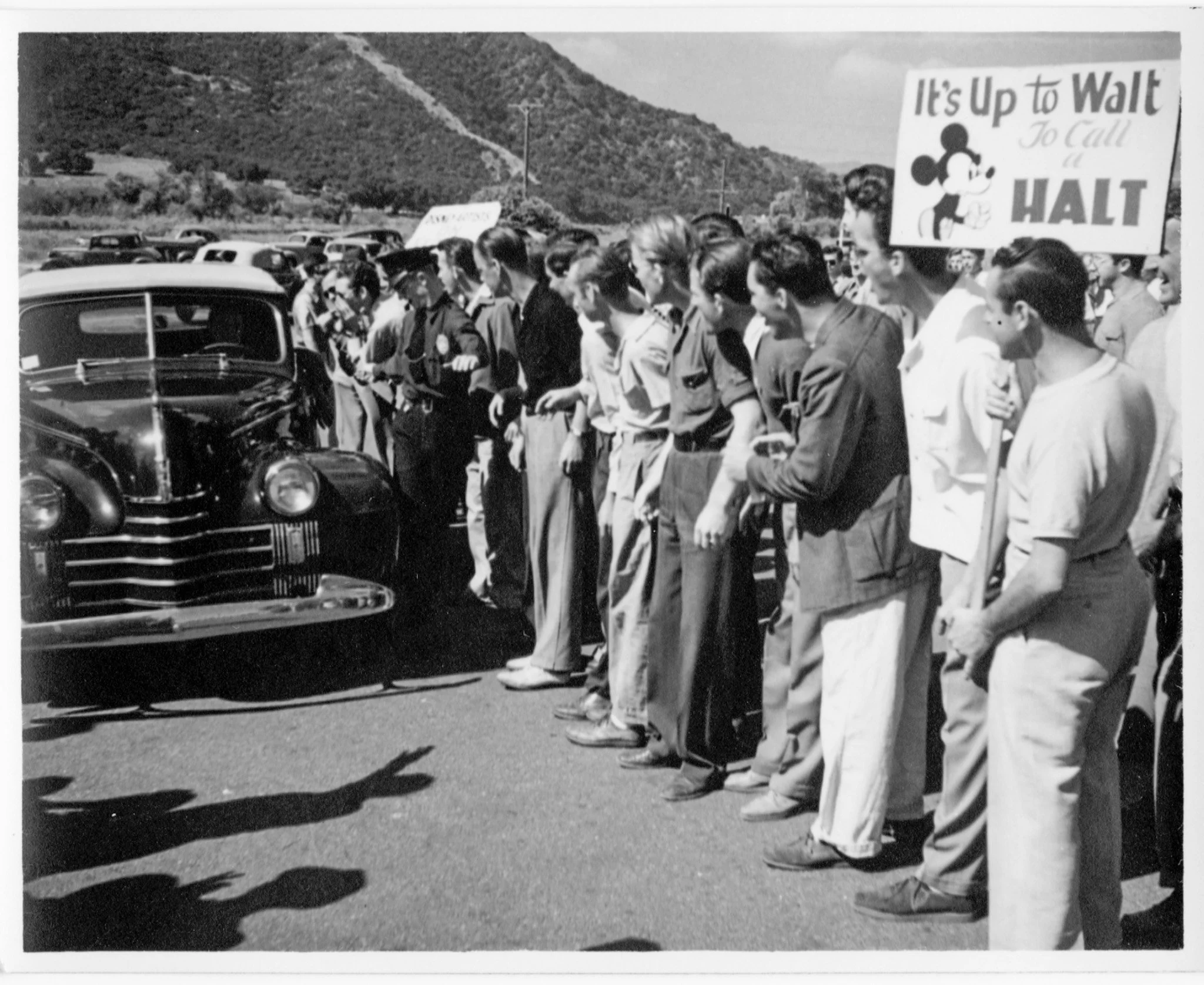 Animation

Uncover Disney’s roots and Walt Disney’s first home as Nathan explores how Los Angeles became the birthplace of modern animation. Animators Jane Baer and Floyd Norman, producer Don Hahn, composer John Debney and voice actor Bill Farmer exp