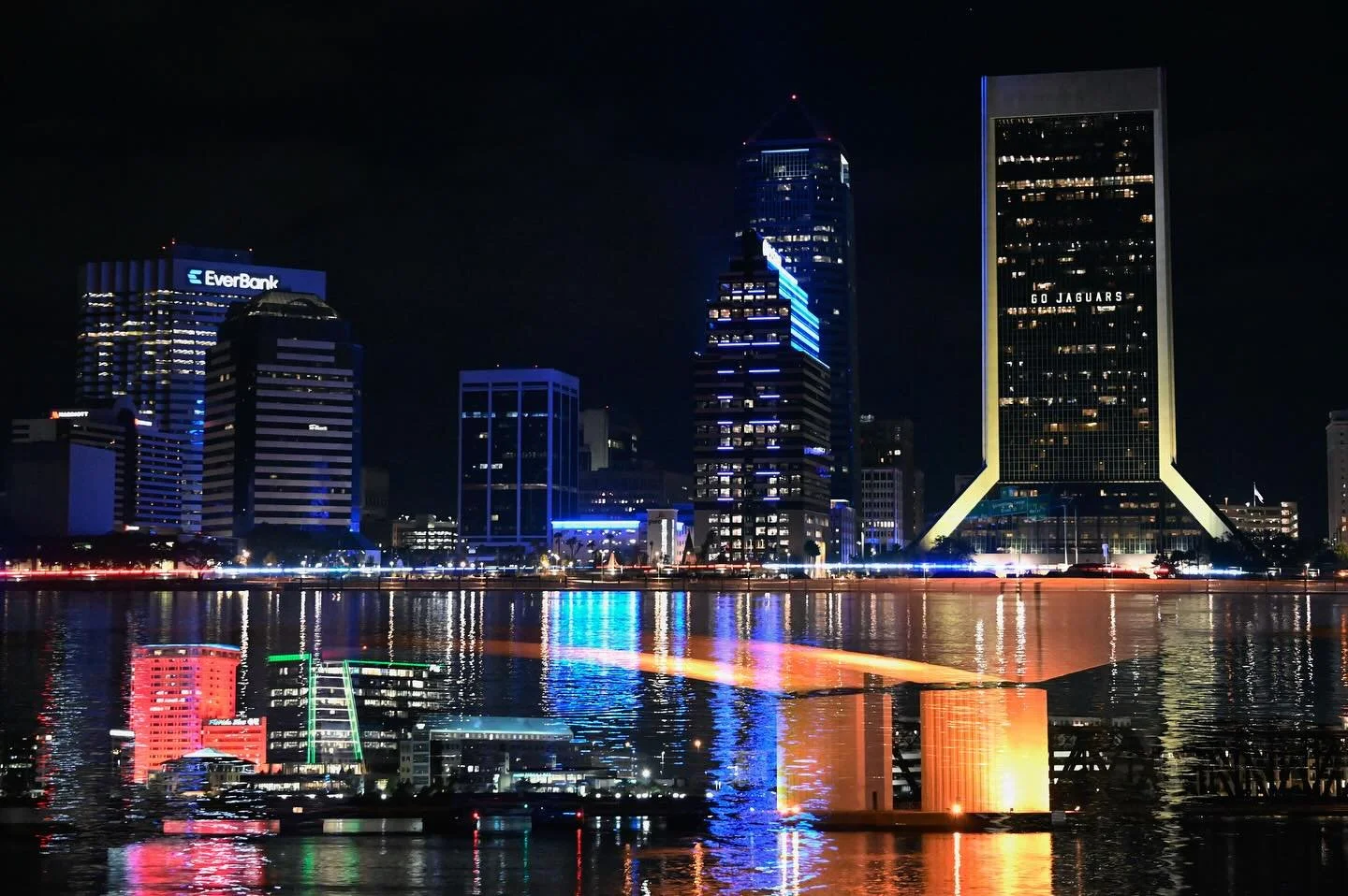 Downtown illusions

#Jacksonville #Florida #DoubleExposure #Photography #Nighttime #City #Bridge #Lights #Photographer #ColorPhotography