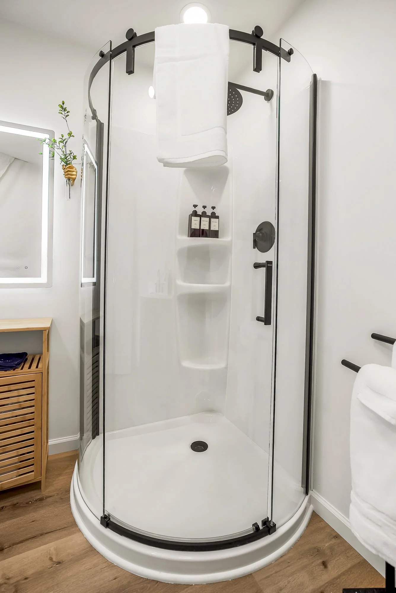 1400SECOUNTYRD250651.jpg