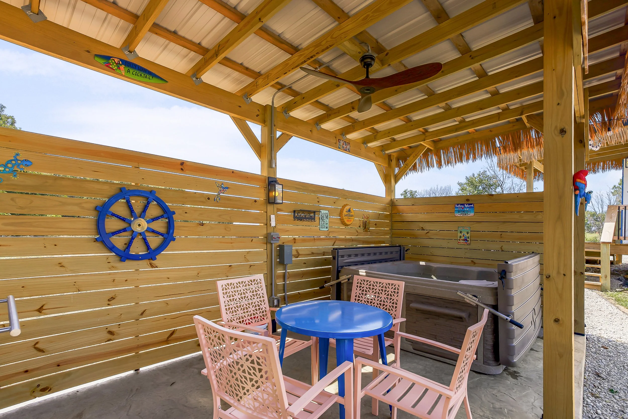 1400SECOUNTYRD250661.jpg