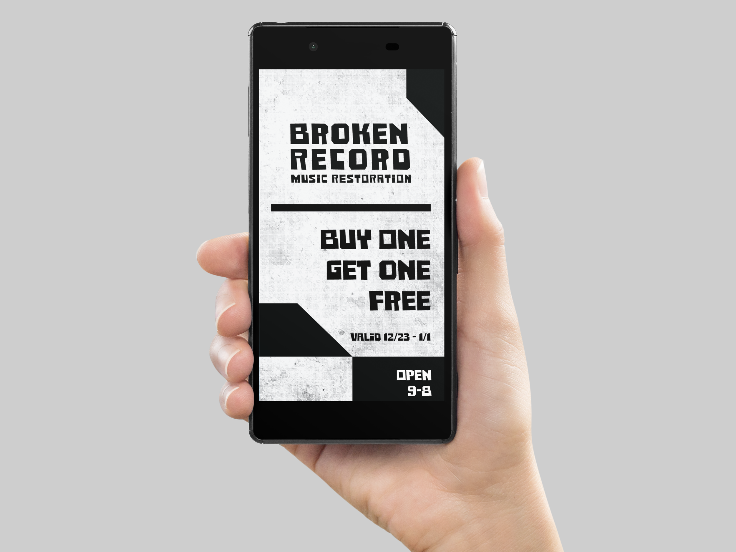 sony-xperia-z5-held-by-a-white-woman-mockup-a10767-4.png