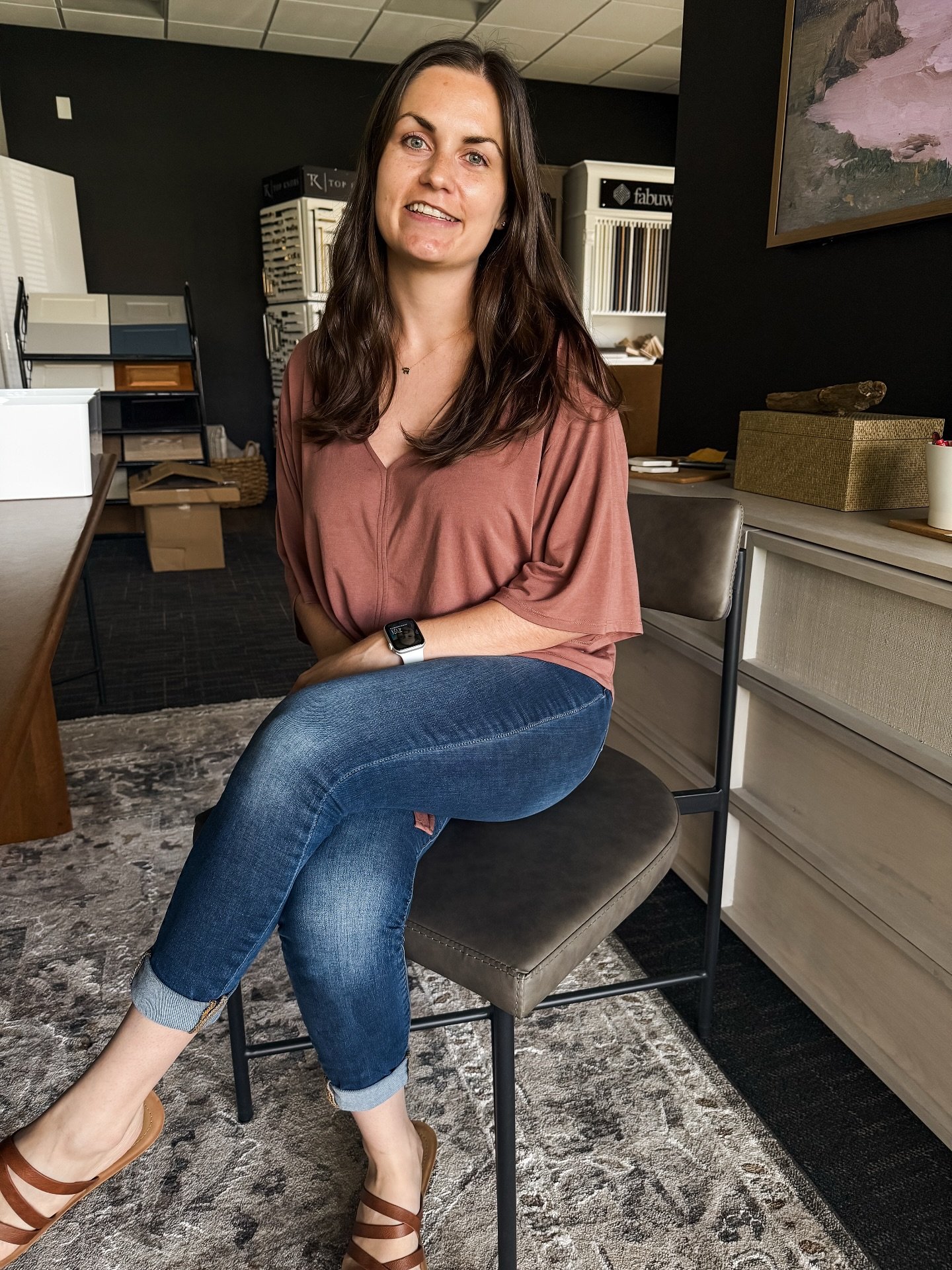 Say hello to the woman keeping all the moving parts&hellip; moving. 🤪

We&rsquo;re thrilled to welcome Felicia, our Operations Manager here at Oasis Home Collective!

Felicia brings her sharp eye for detail and a serious talent for systems straight 