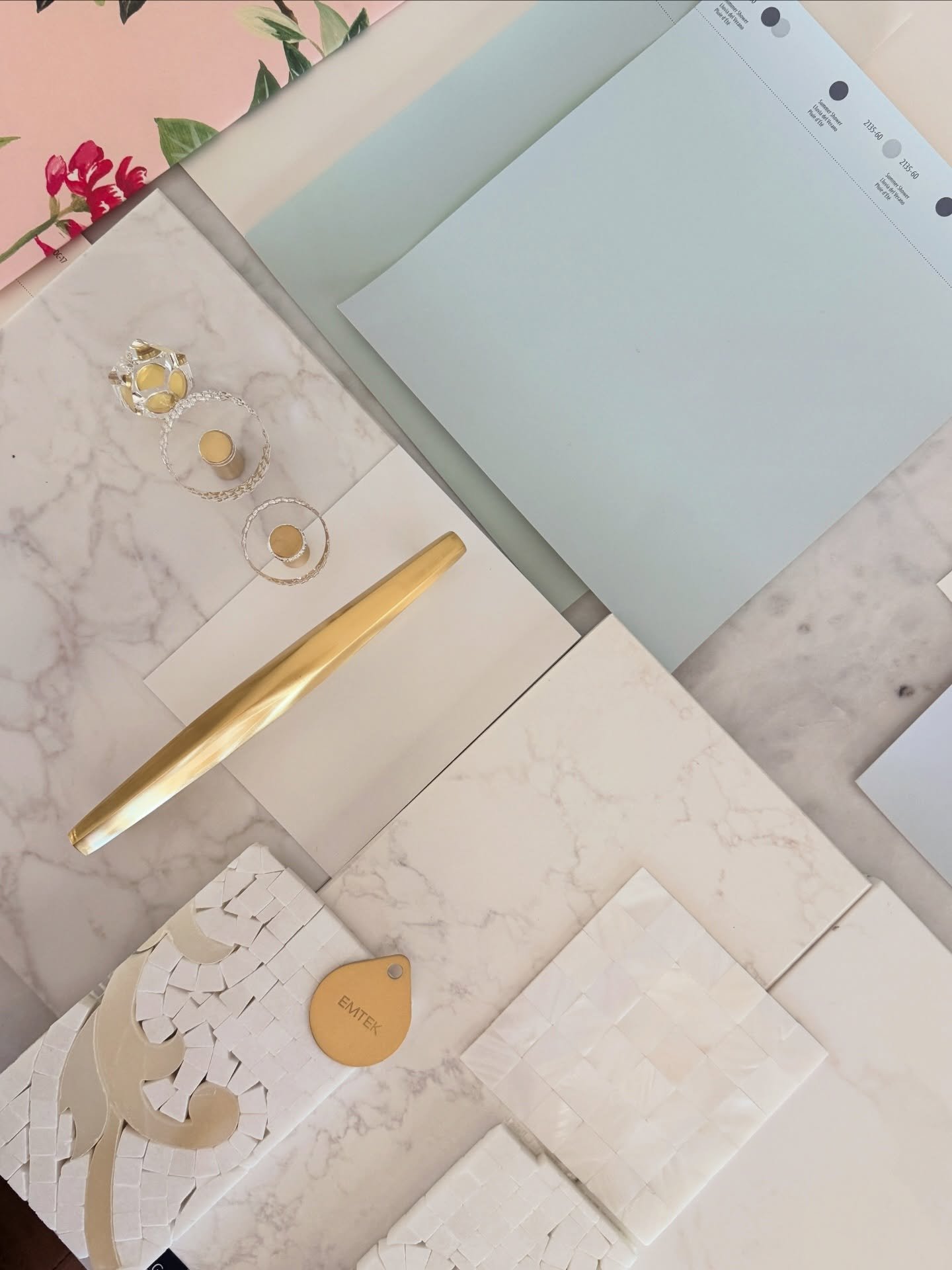 Samples are a firm&rsquo;s best friend. 👯&zwj;♀️

And yes&hellip; we absolutely hoard them.

Our resource room is basically a carefully organized obsession. Tile, flooring, hardware, fabrics, countertops, cabinet doors&hellip; if it can be sampled, 