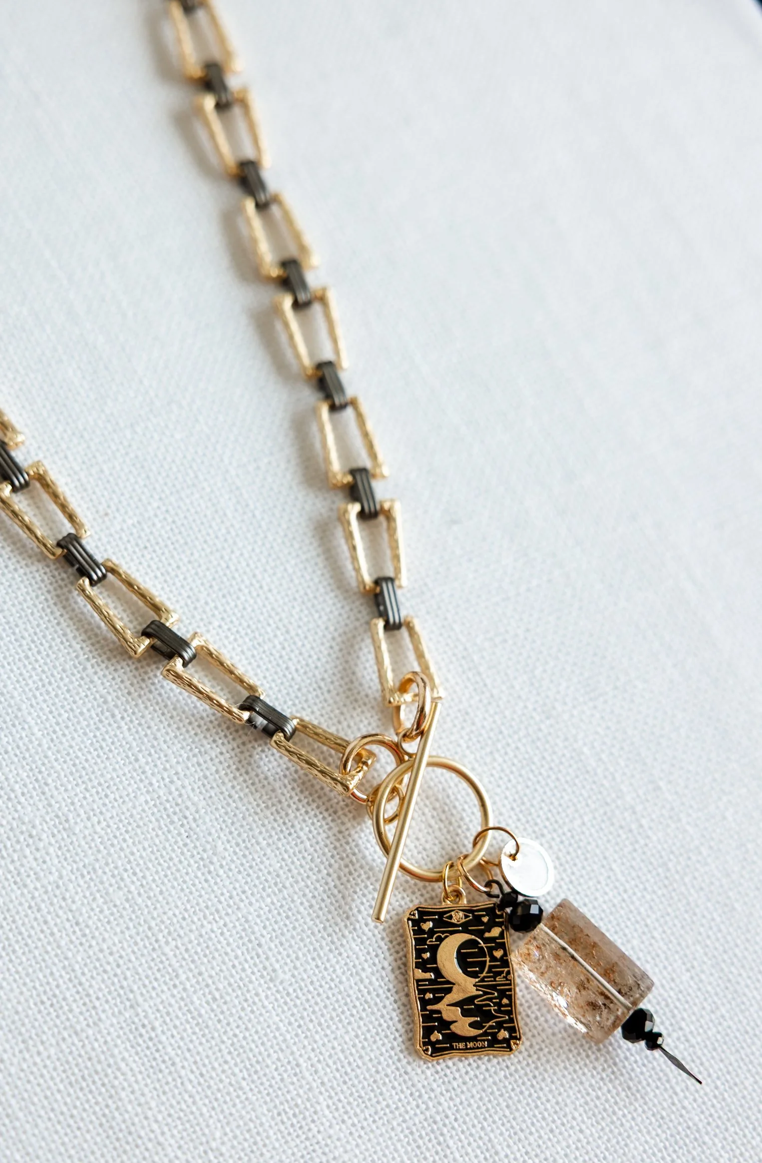 Modern-Jewelry-72.jpg