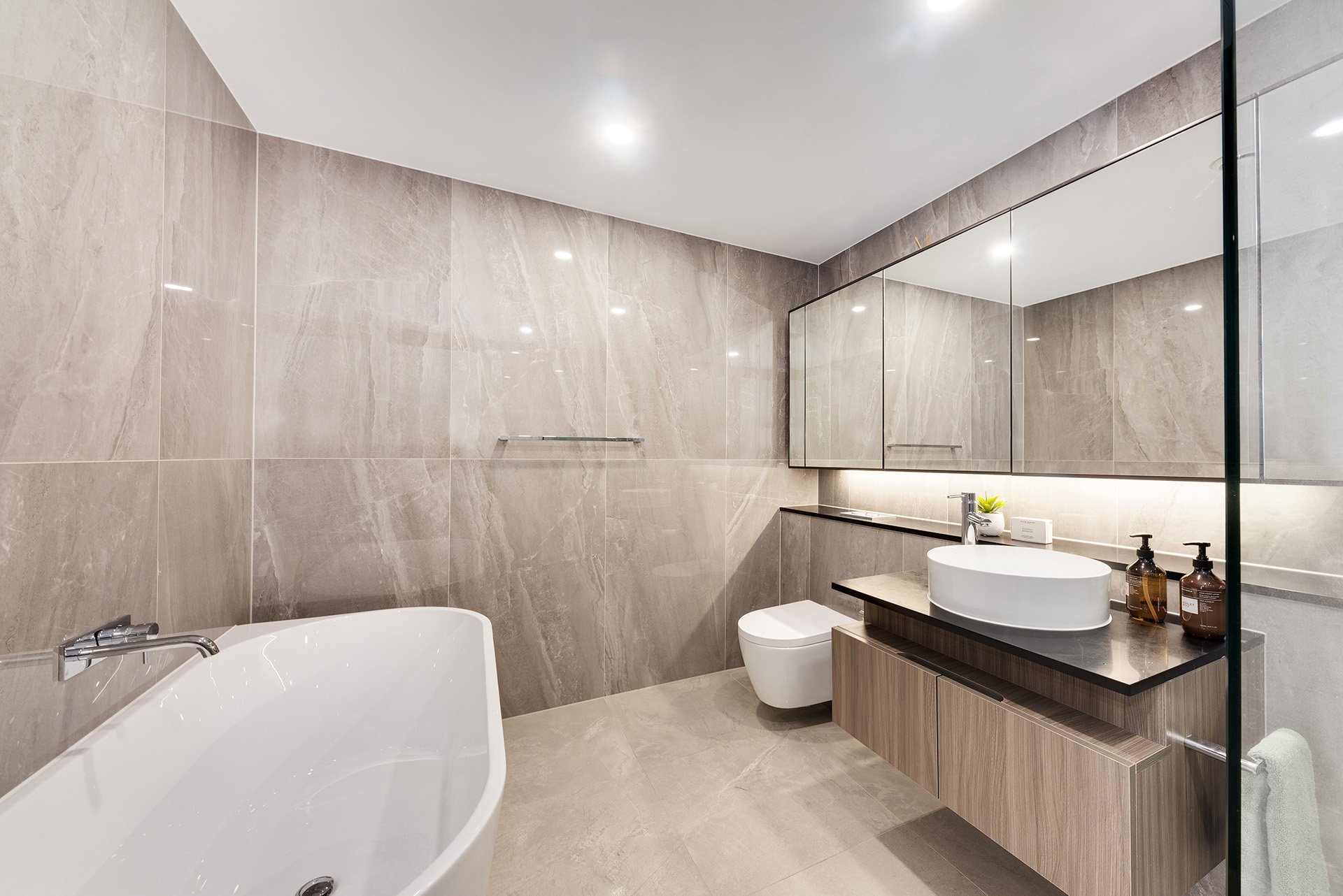Unity_Bathroom-2.jpg