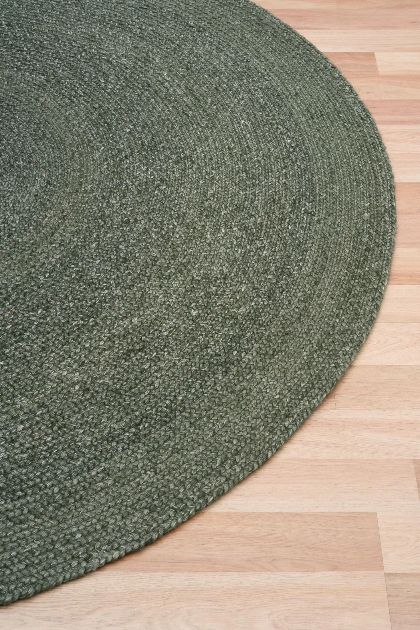 cora_622503olive_round_corner.jpg