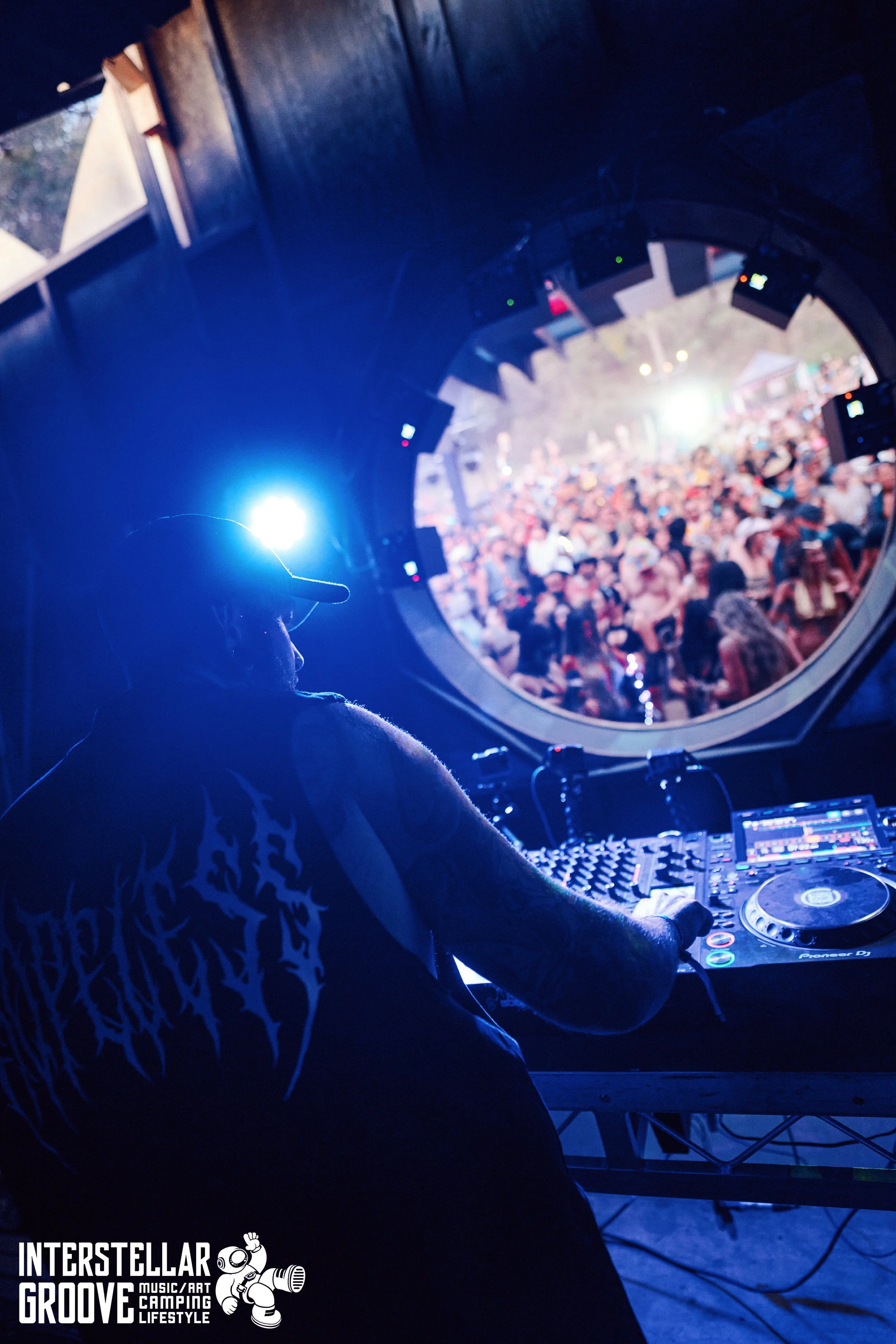 Interstella-Grooves_Finals_Pickupjosh 183.jpg